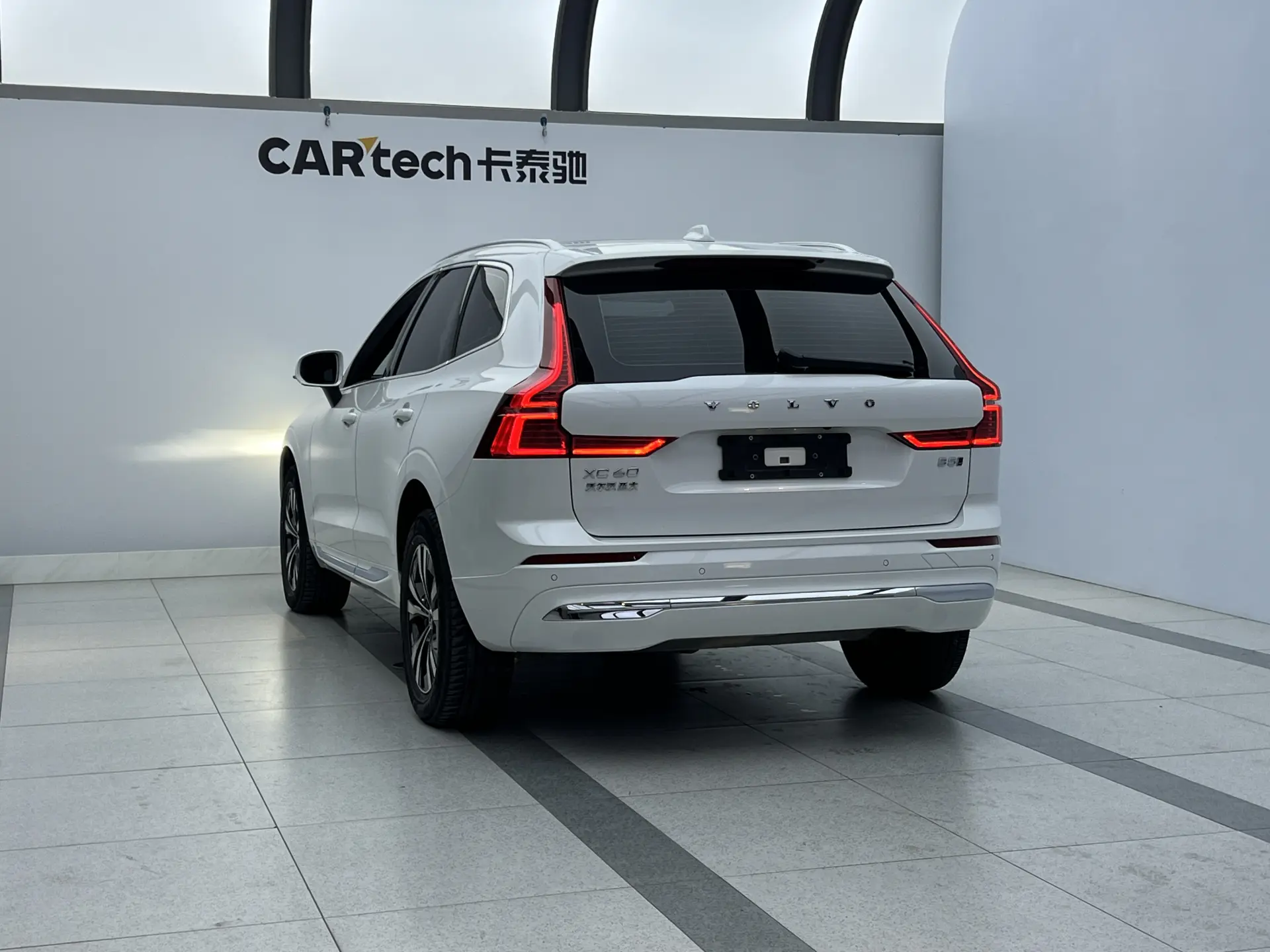 Volvo XC60, 2022 4