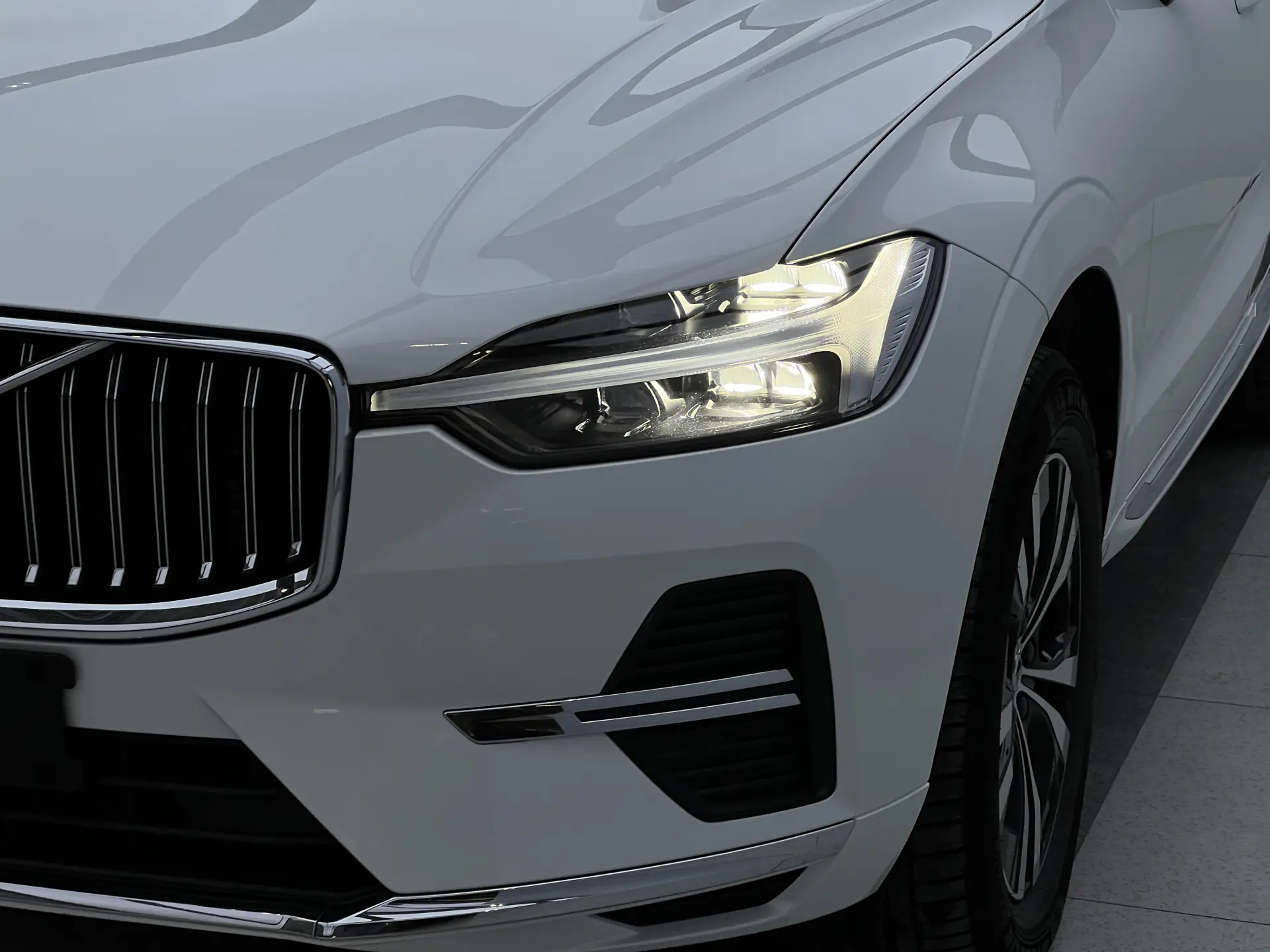 Volvo XC60, 2022 все фото