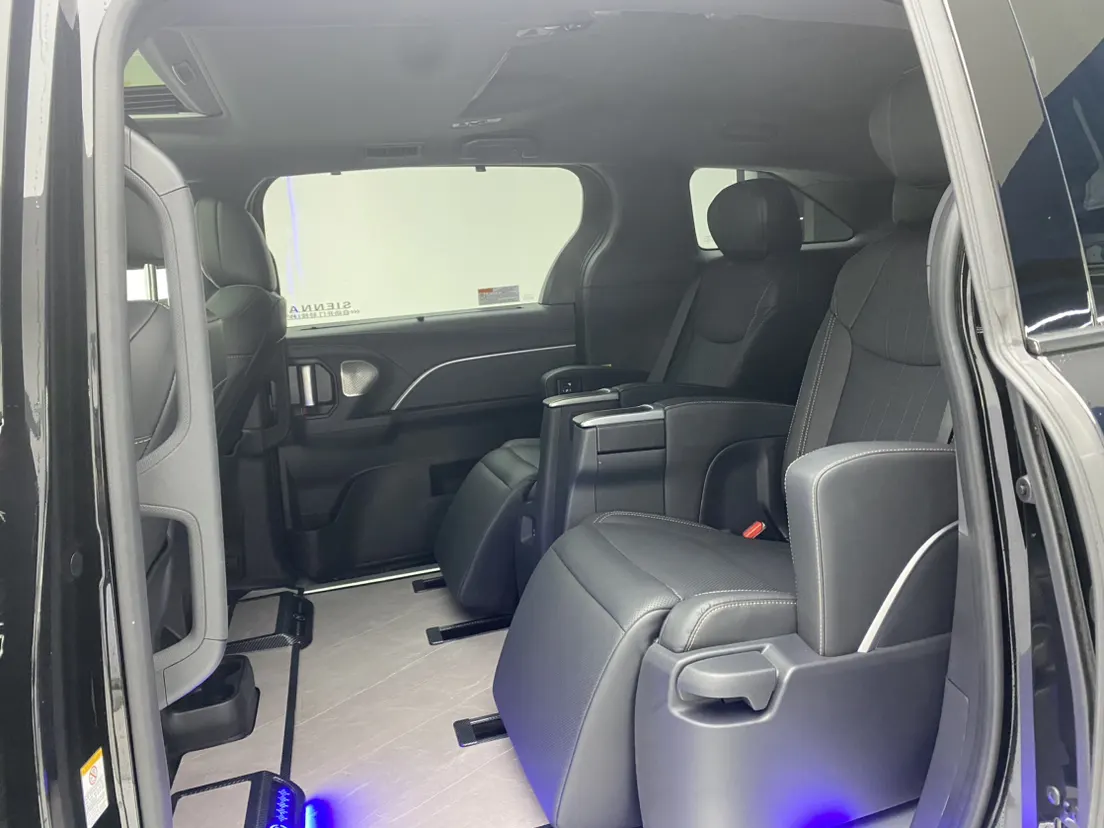 Toyota Sienna, 2025 22