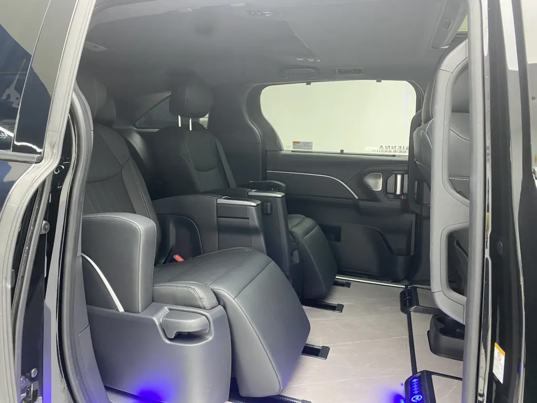 Toyota Sienna, 2025 21