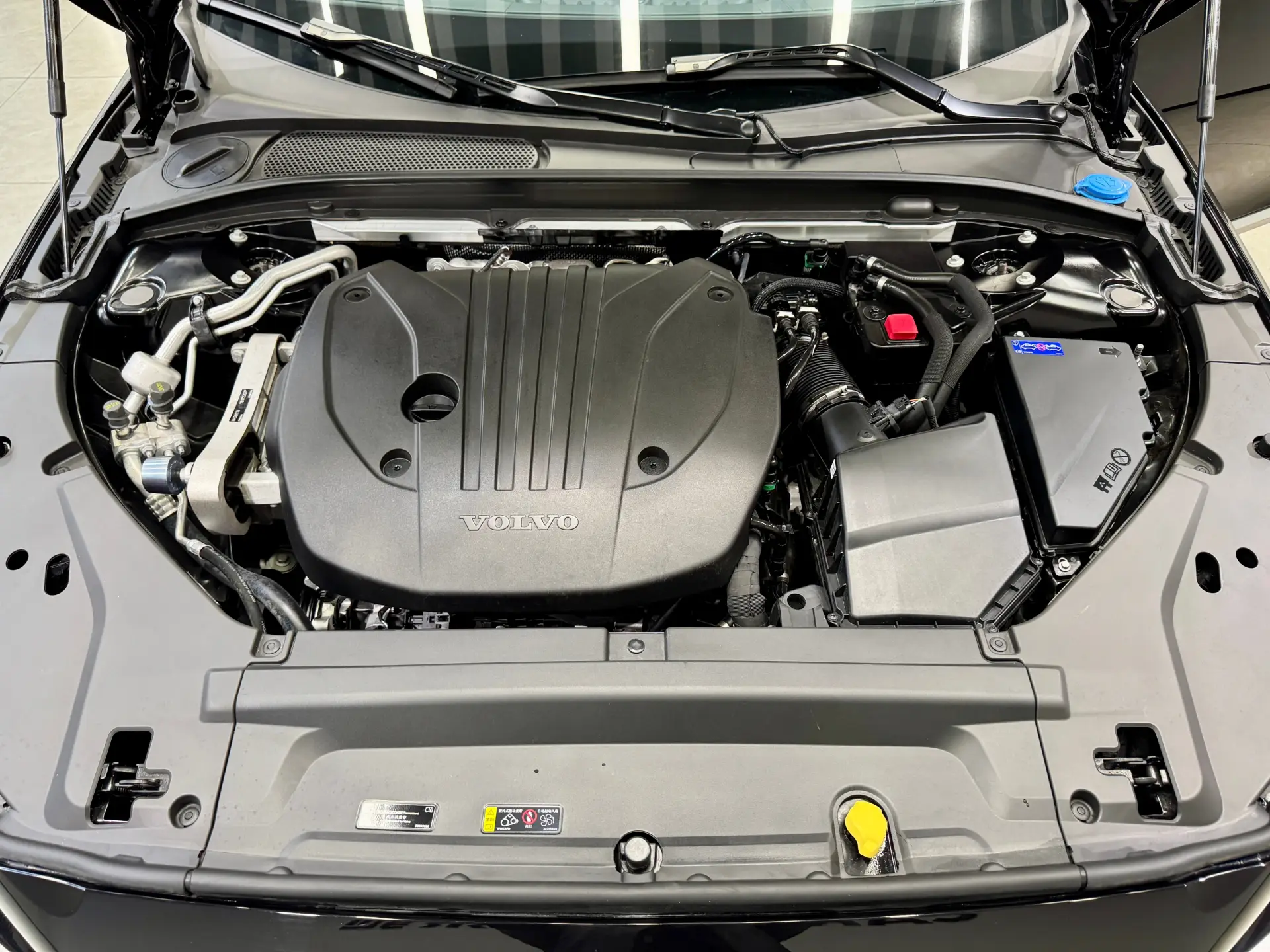Volvo S90, 2025 27