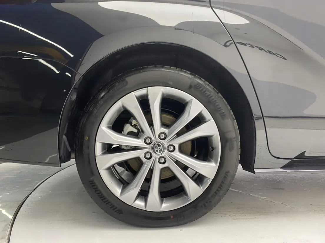 Toyota Sienna, 2025 11