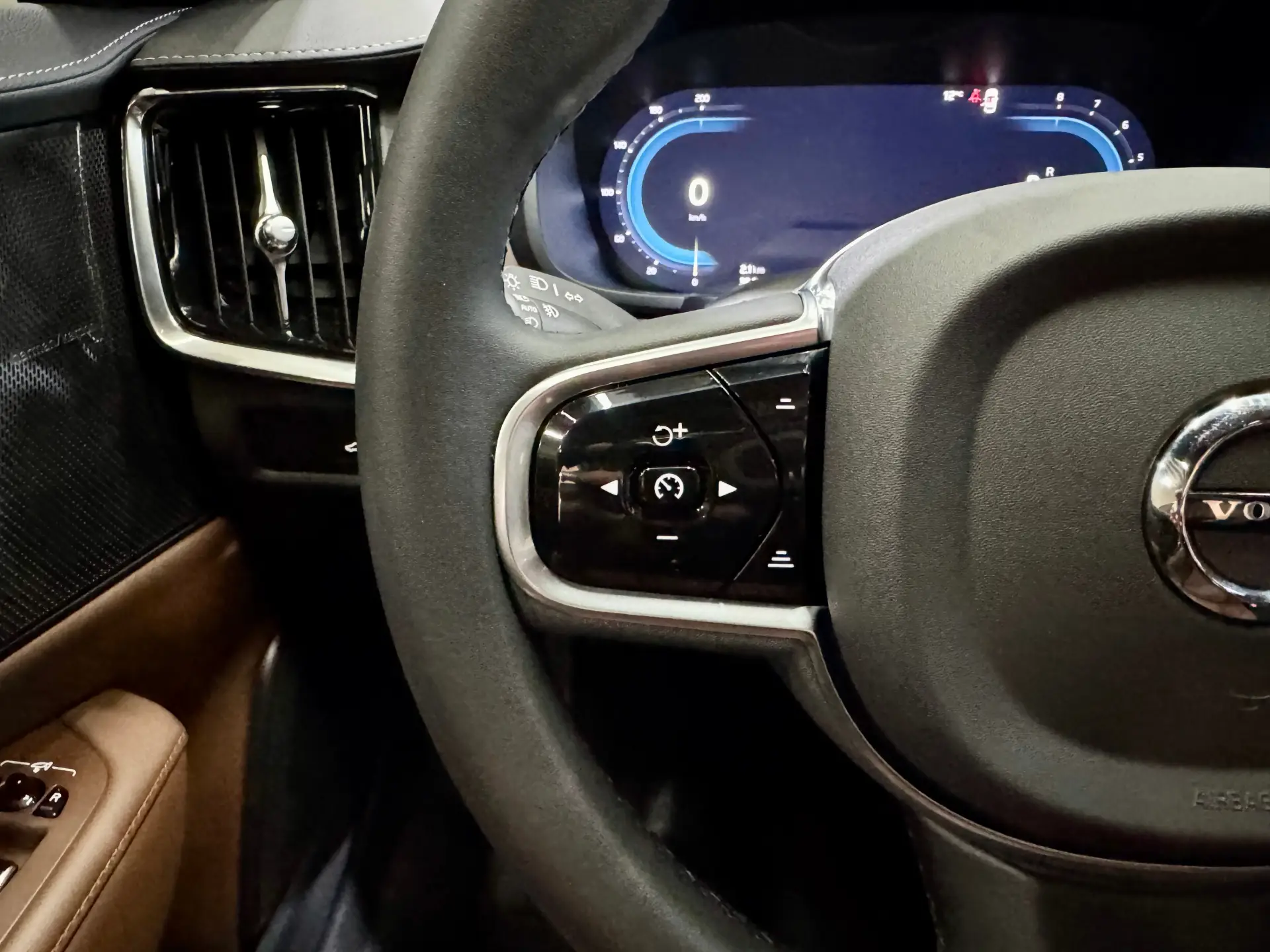 Volvo S90, 2025 19