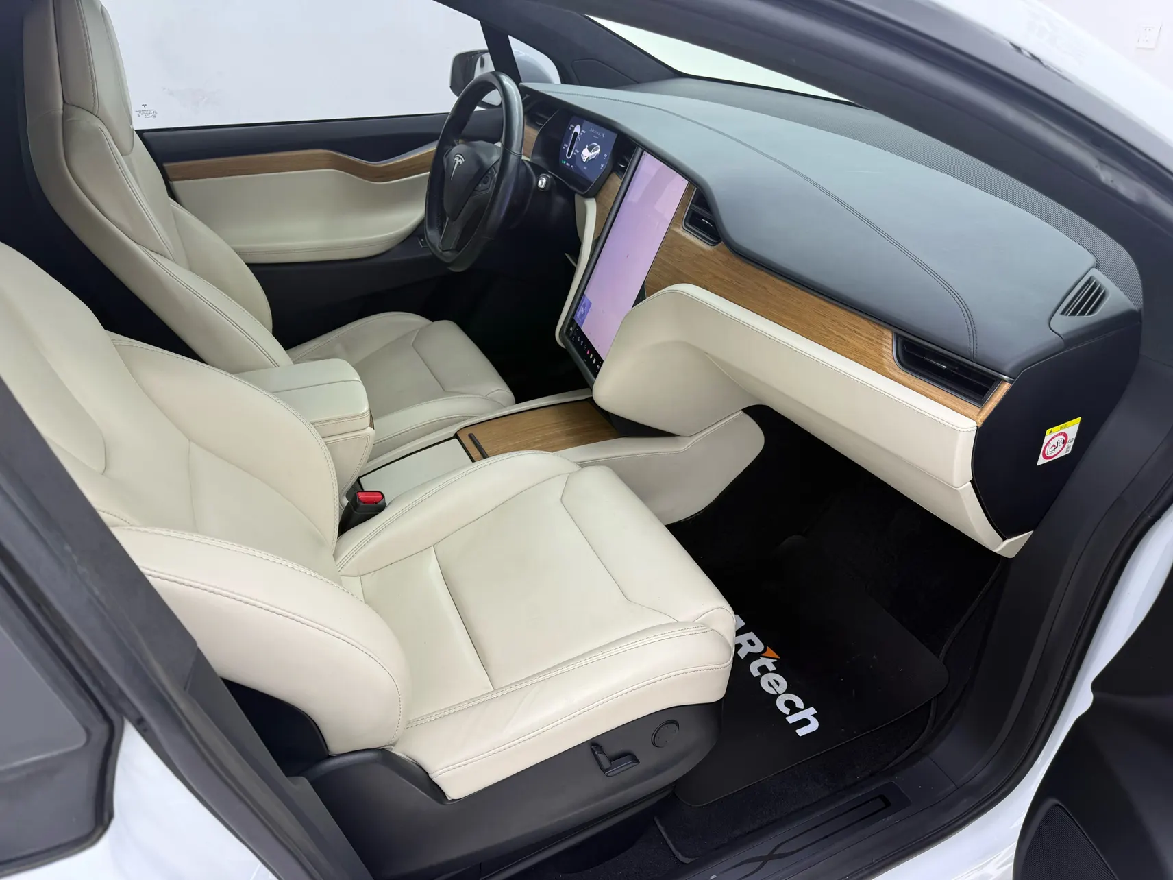 Tesla Model X, 2019 18