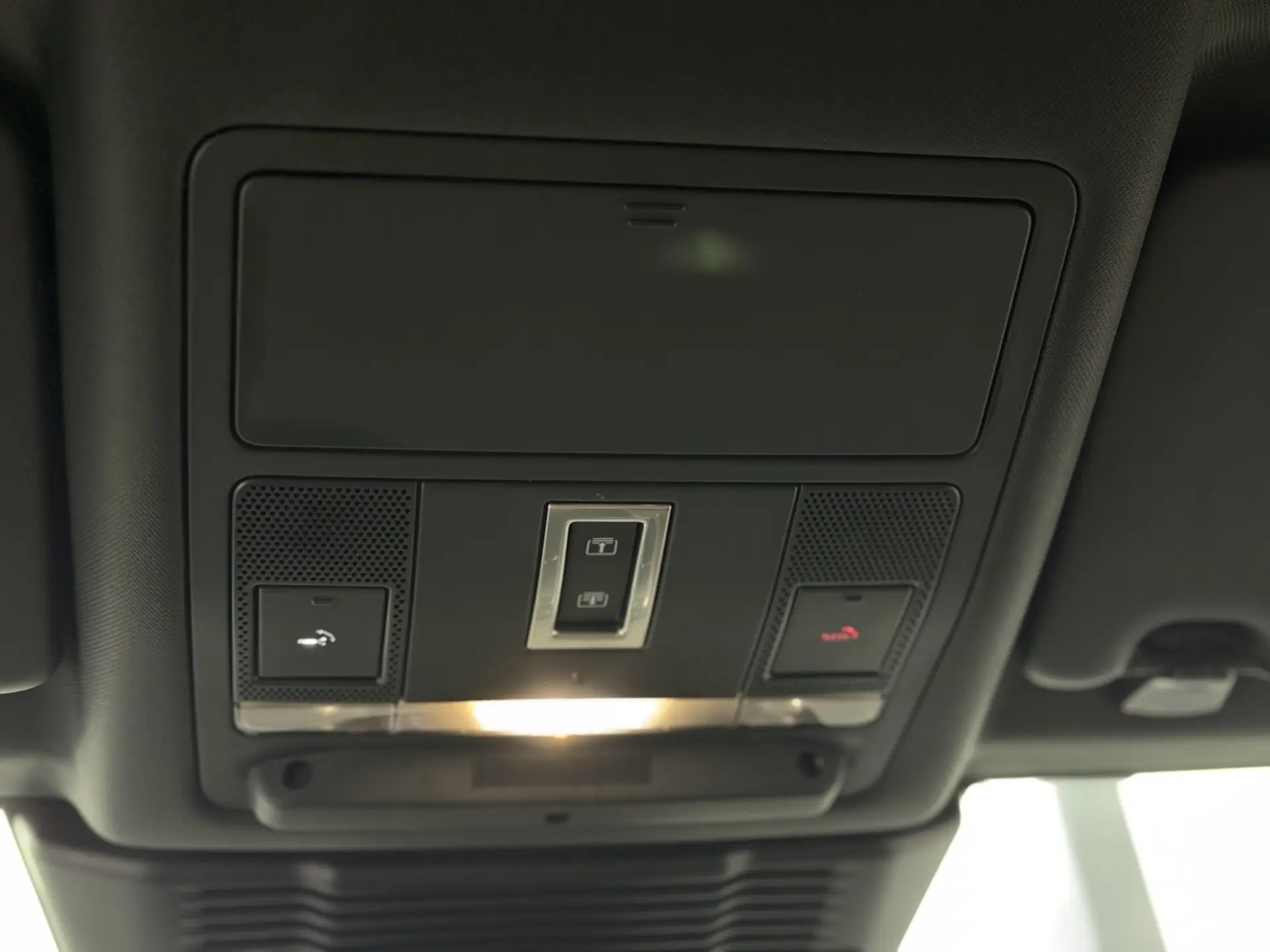Land Rover Discovery Sport, 2023 24