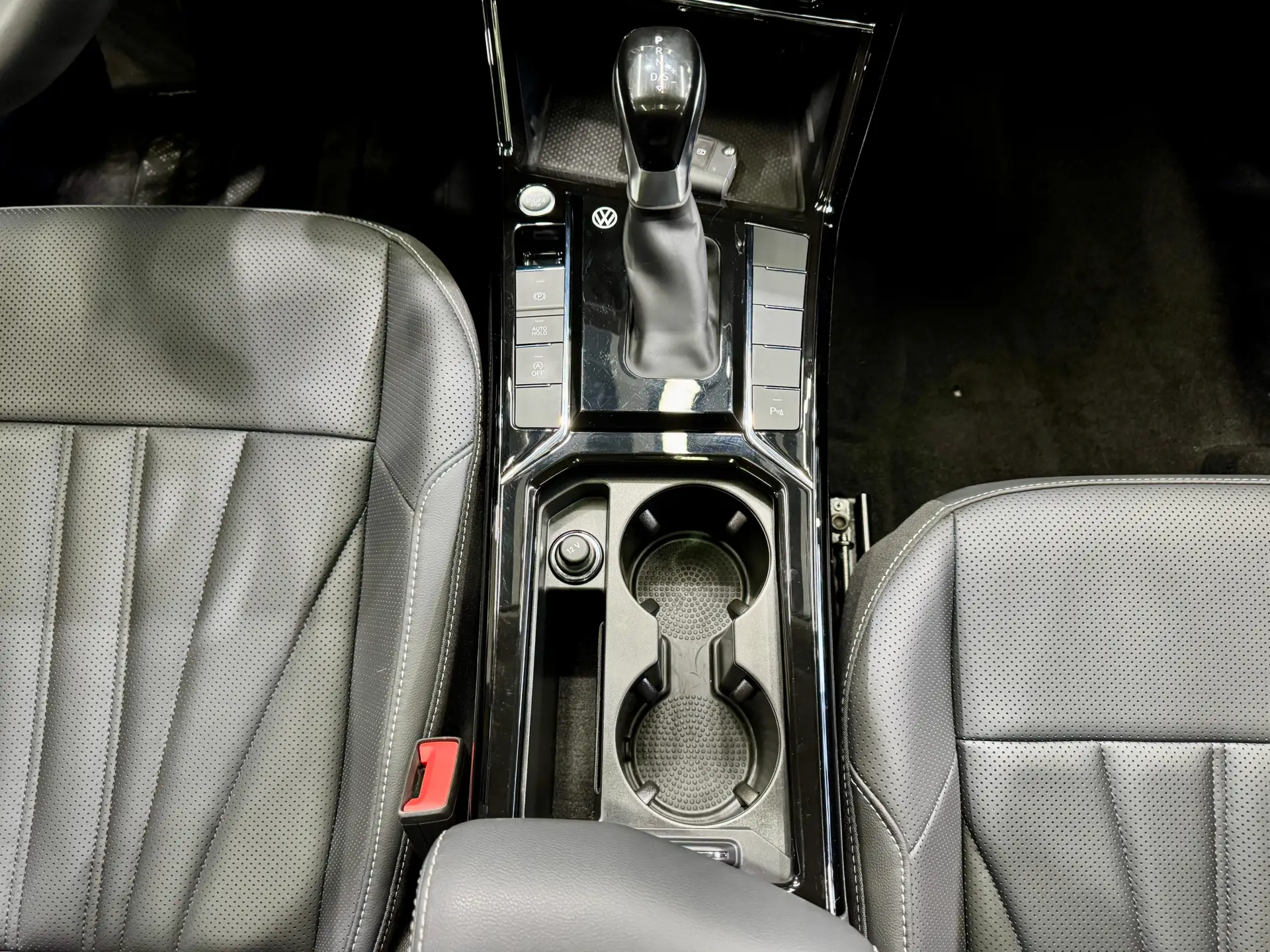 Volkswagen Passat, 2025 22
