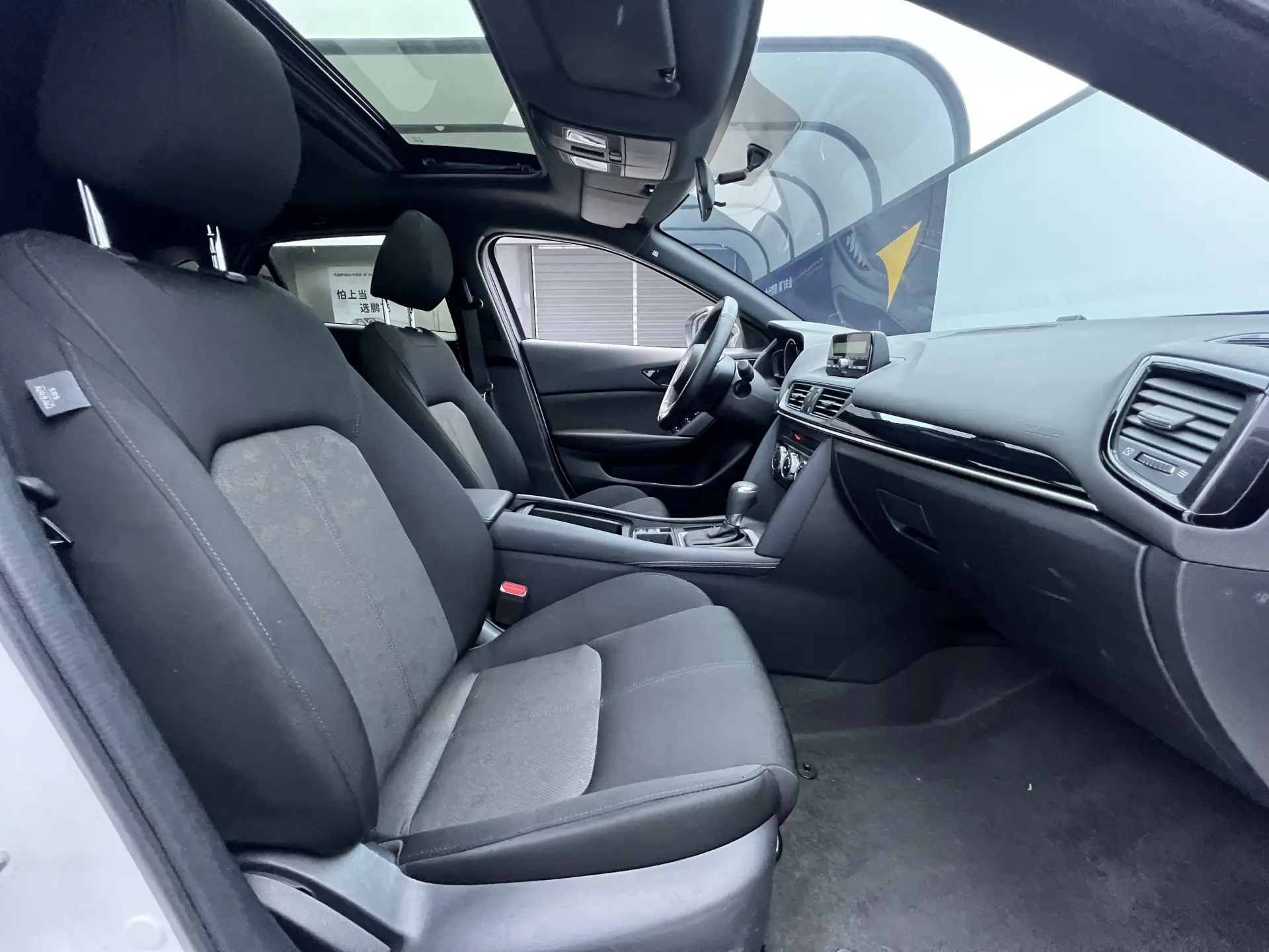 Mazda CX-4, 2023 20