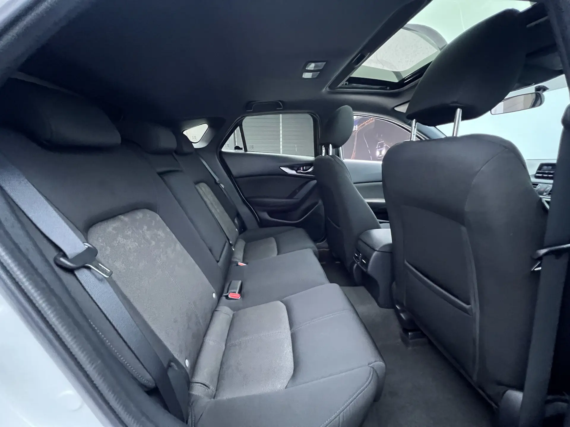 Mazda CX-4, 2023 17