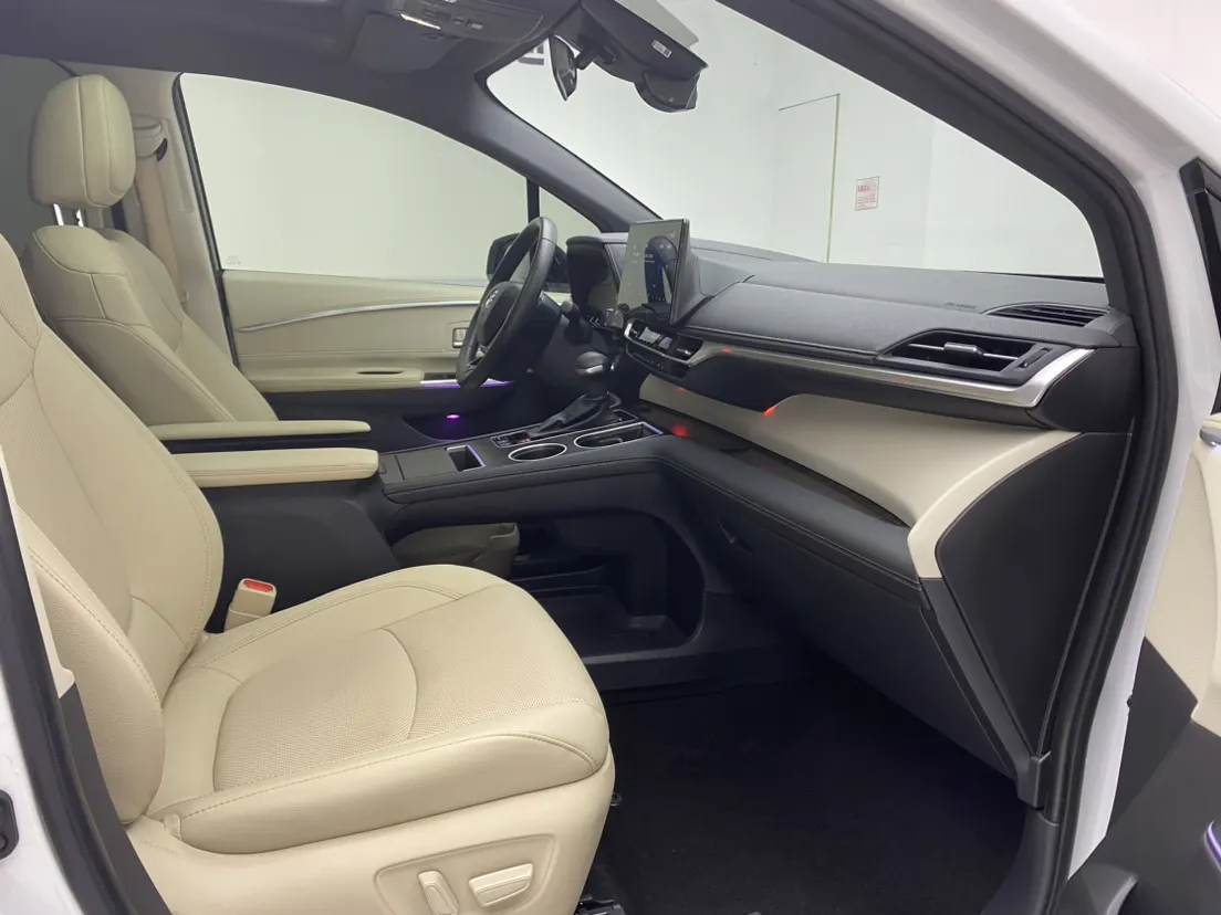 Toyota Sienna, 2024 18
