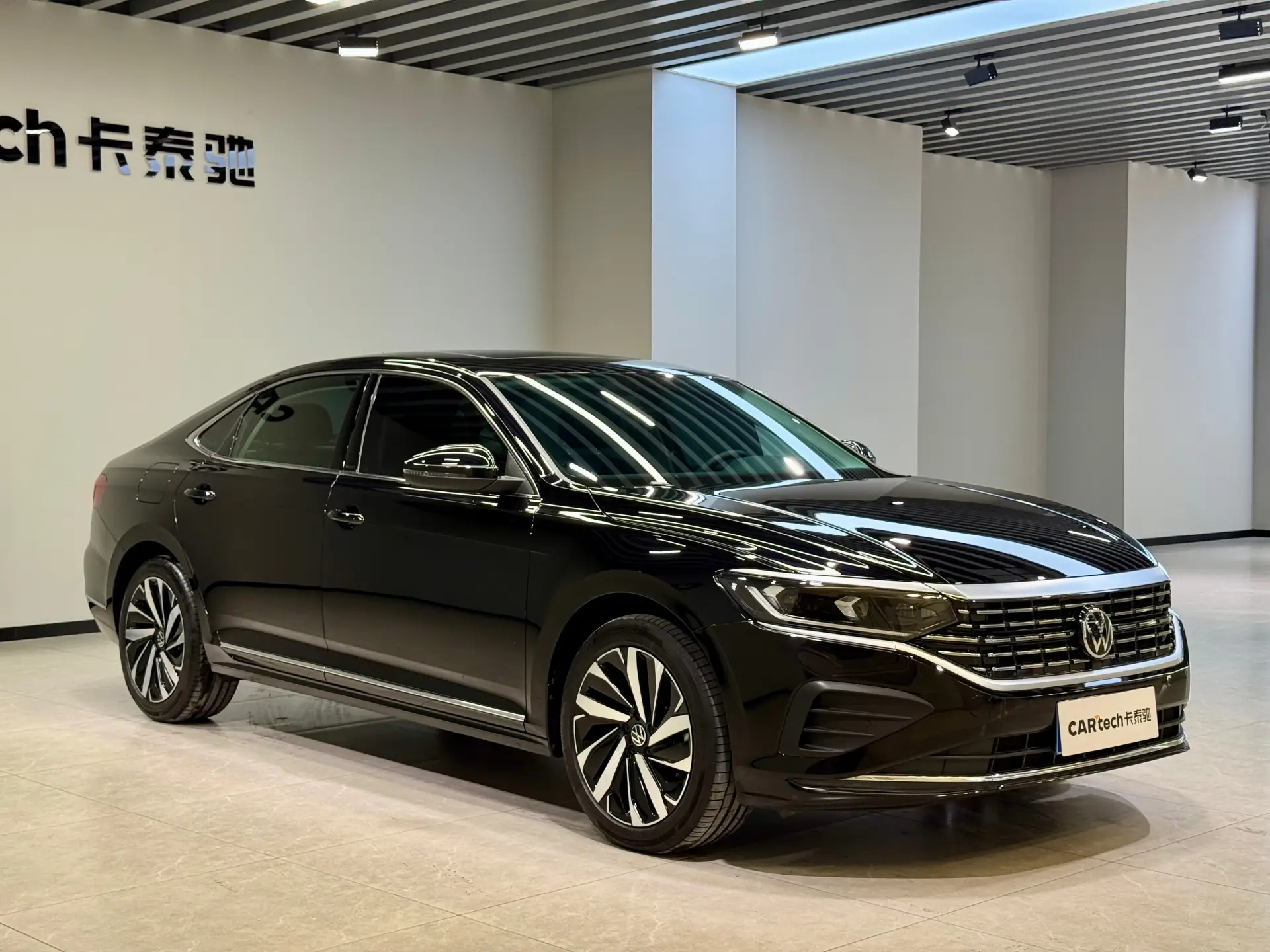 Volkswagen Passat, 2025 3