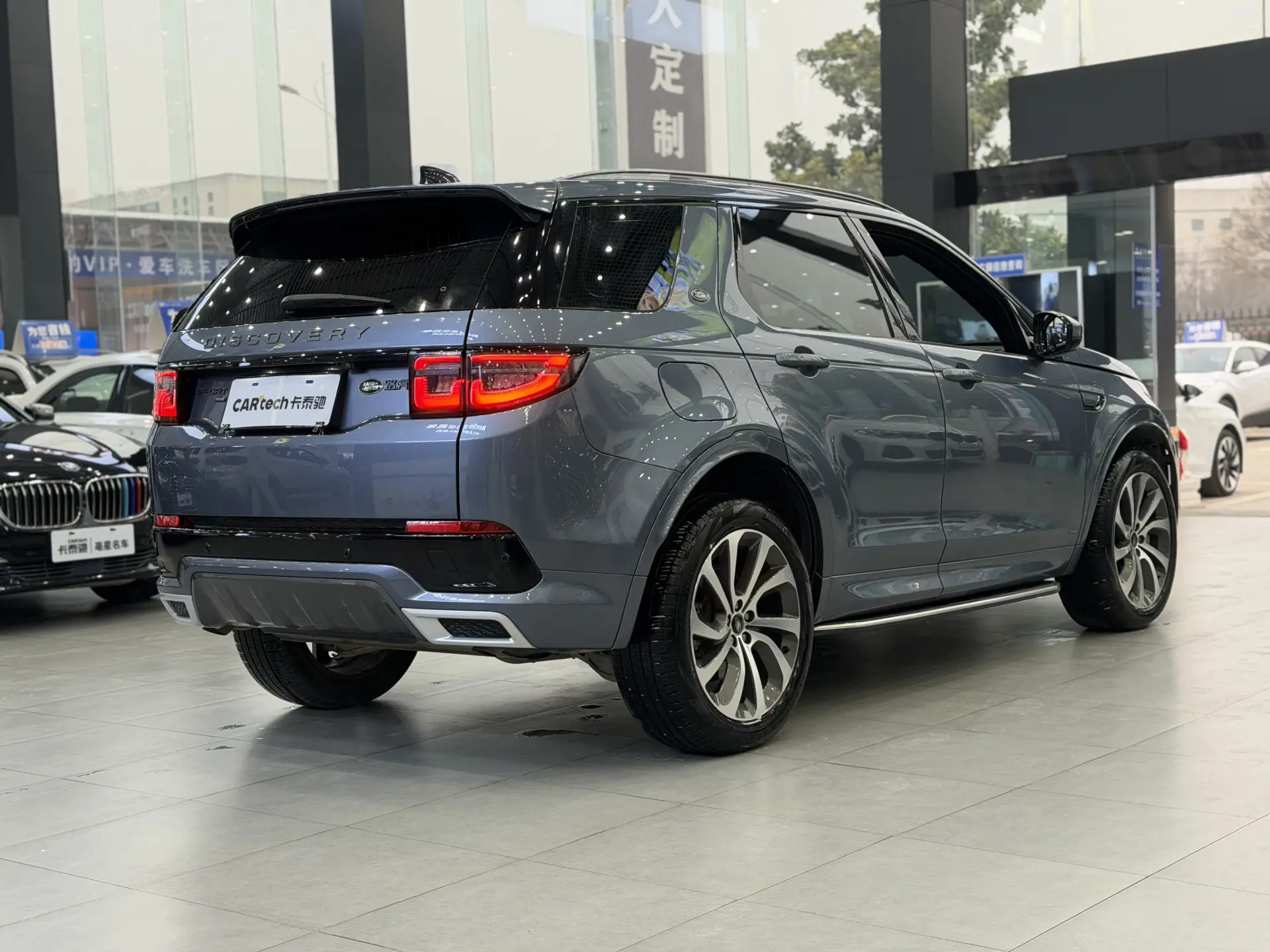 Land Rover Discovery Sport, 2023 6