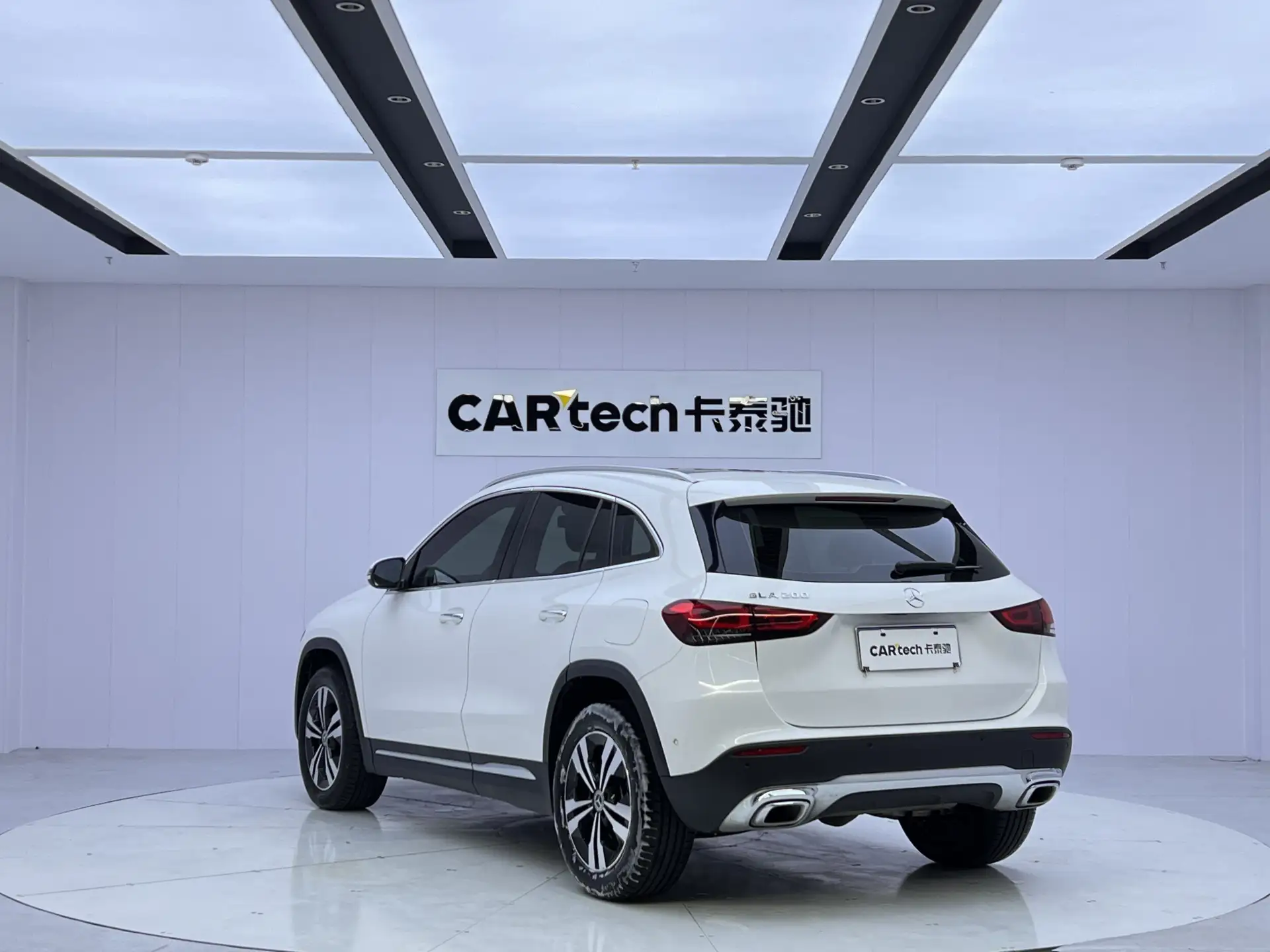 Mercedes-Benz GLA 200, 2020 7