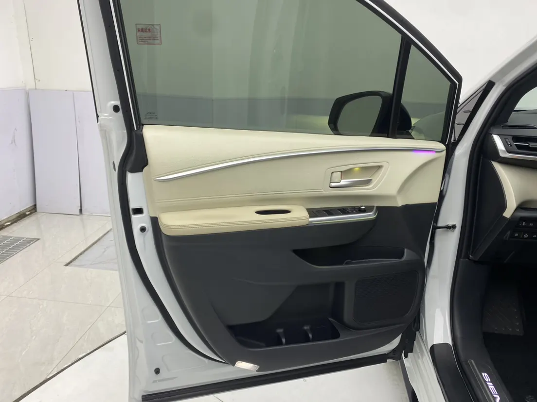 Toyota Sienna, 2024 16