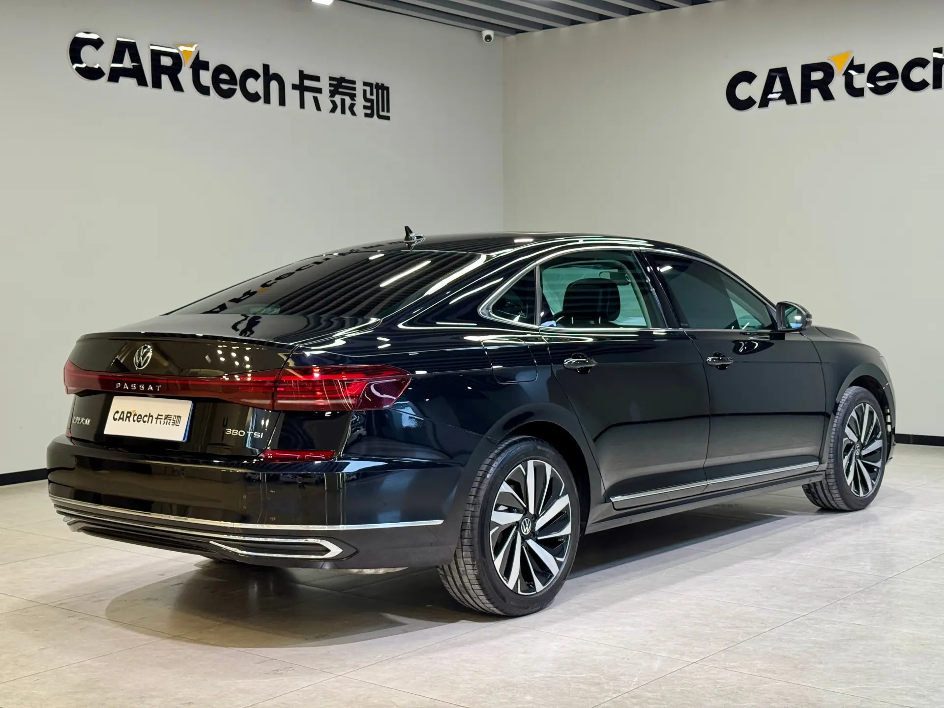 Volkswagen Passat, 2025 6