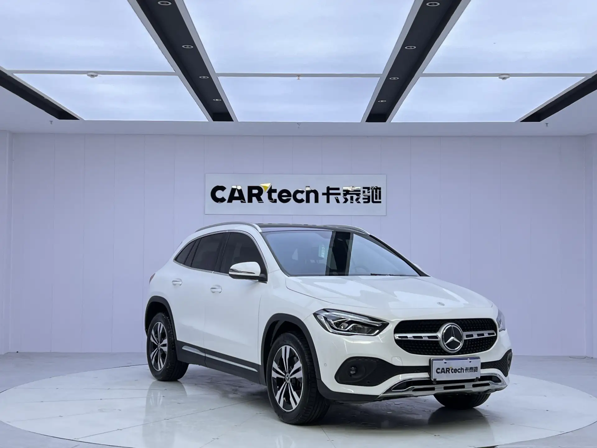 Mercedes-Benz GLA 200, 2020 2