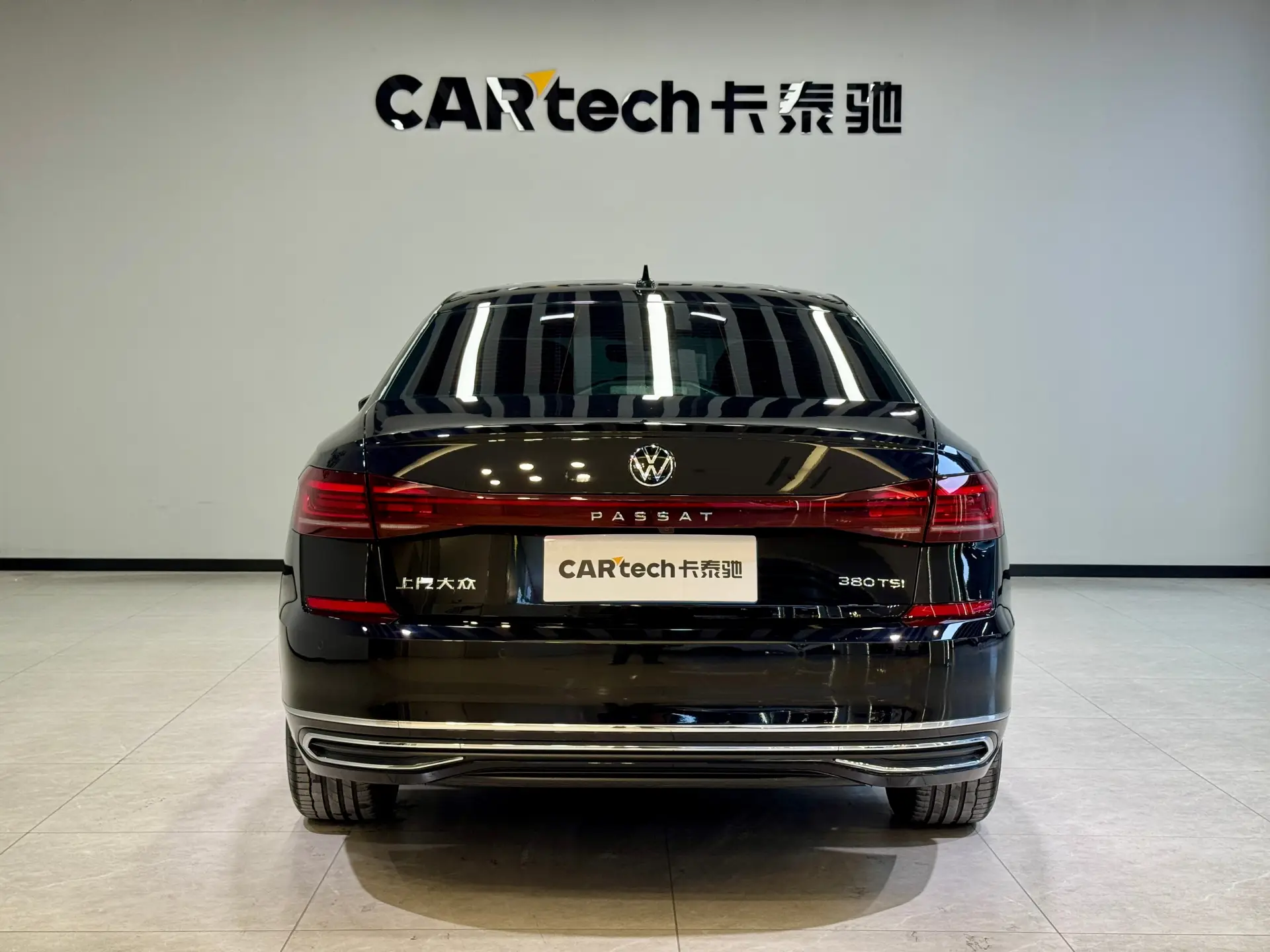 Volkswagen Passat, 2025 все фото
