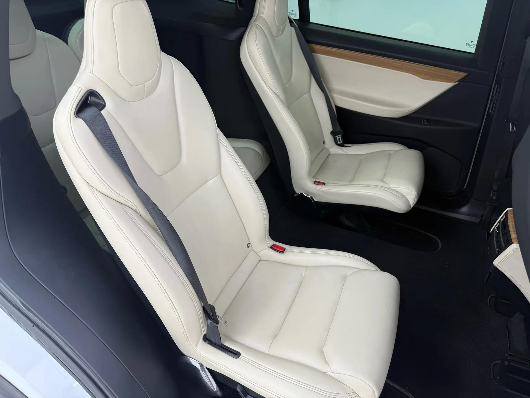 Tesla Model X, 2019 16