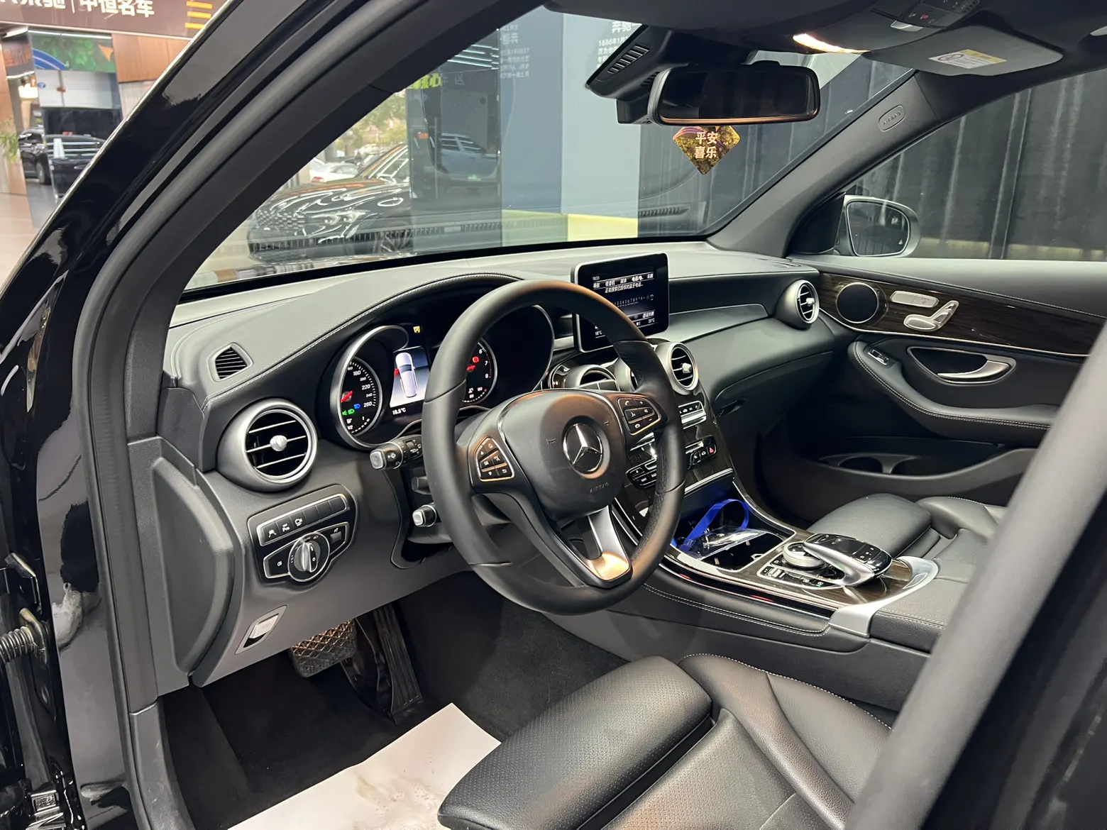 Mercedes-Benz GLC 260 L, 2019 20