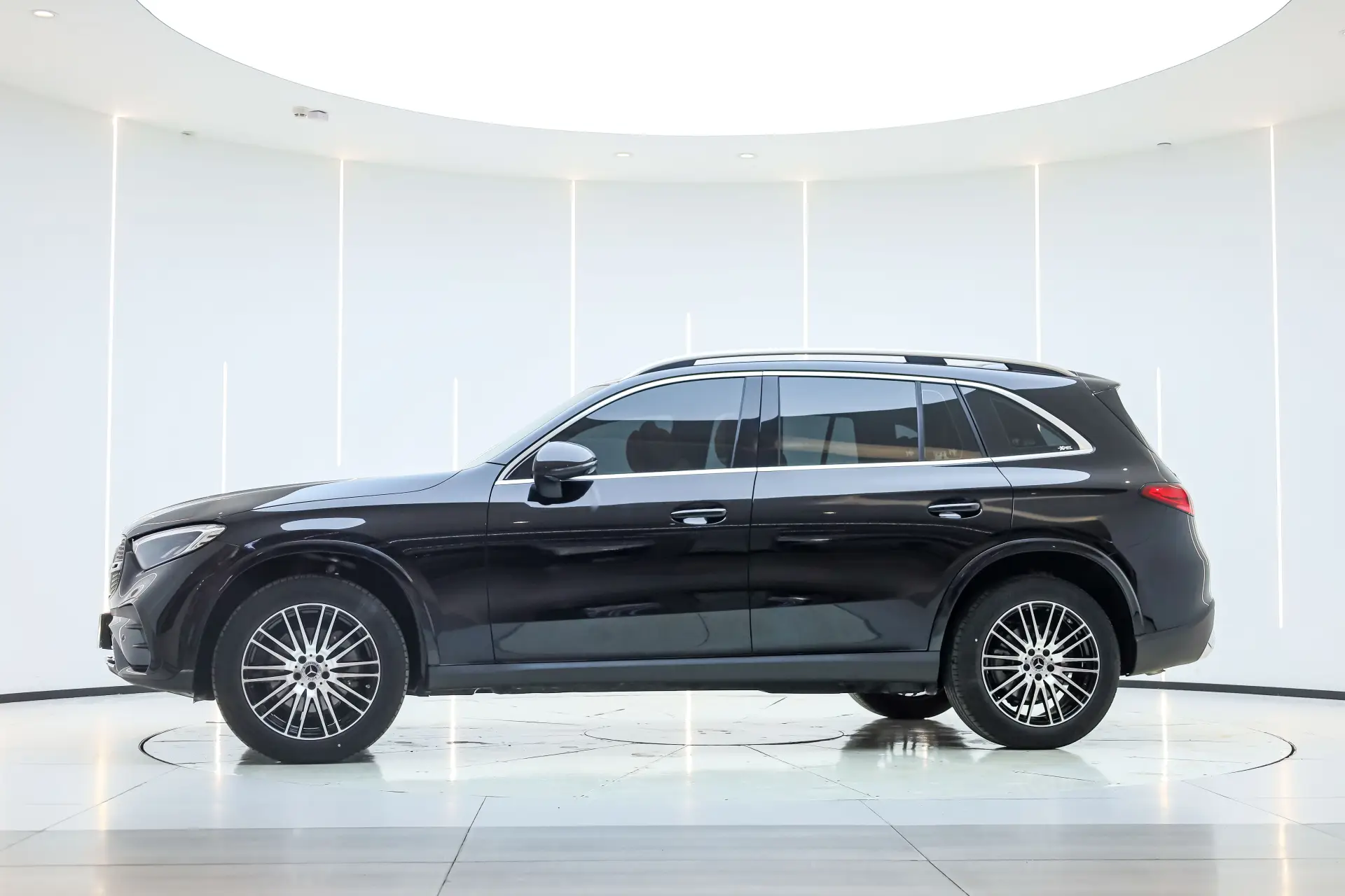Mercedes-Benz GLC 260 L, 2026 8