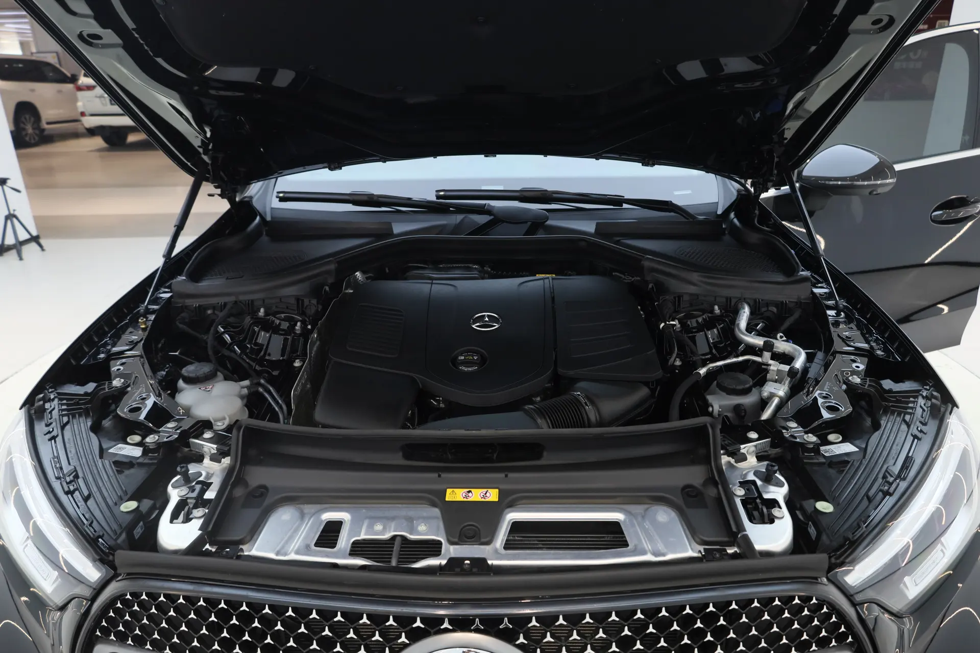 Mercedes-Benz GLC 260 L, 2026 12