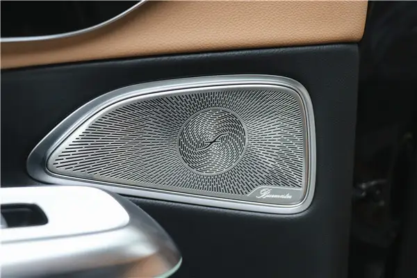 Mercedes-Benz E 300, 2024 12