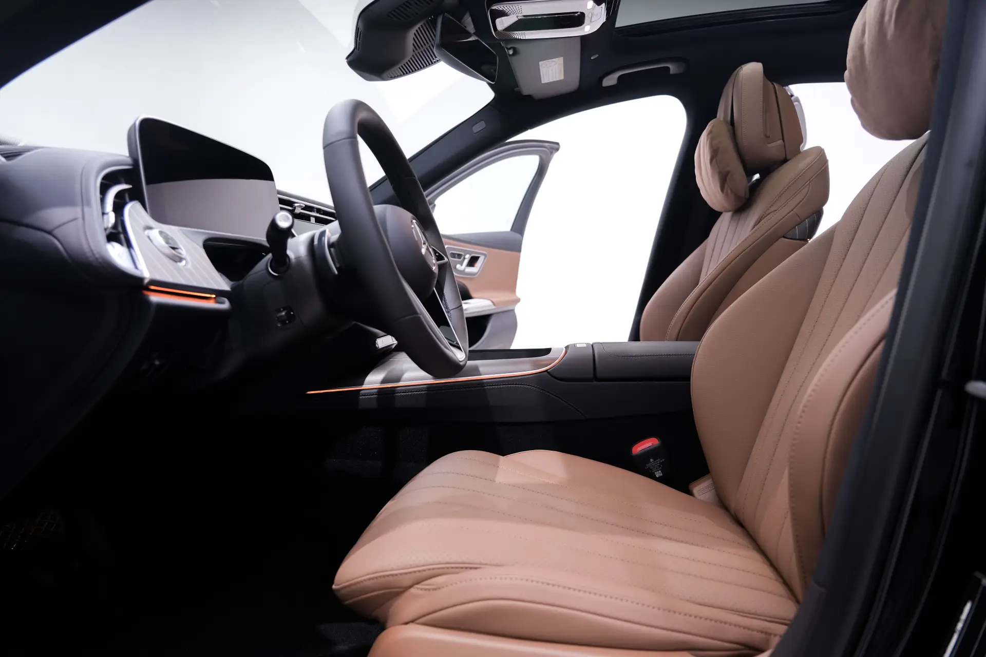 Mercedes-Benz E 300 L, 2025 19