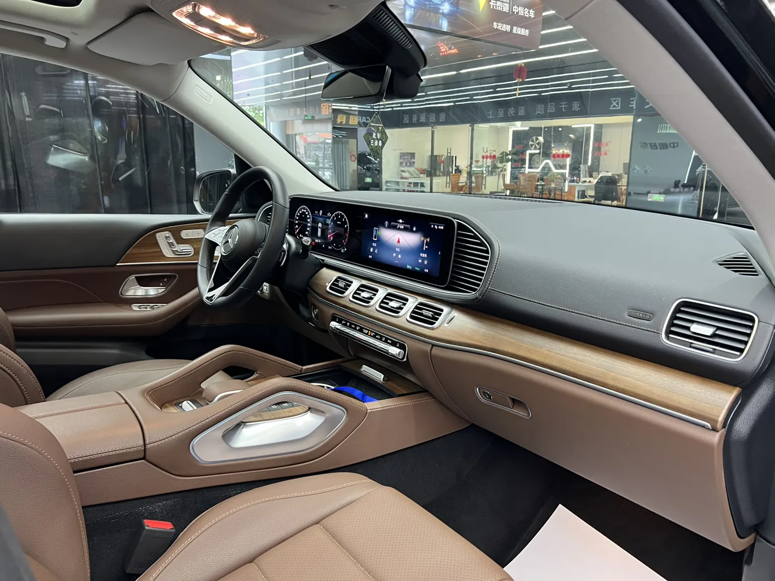 Mercedes-Benz GLE 450 4MATIC, 2024 15