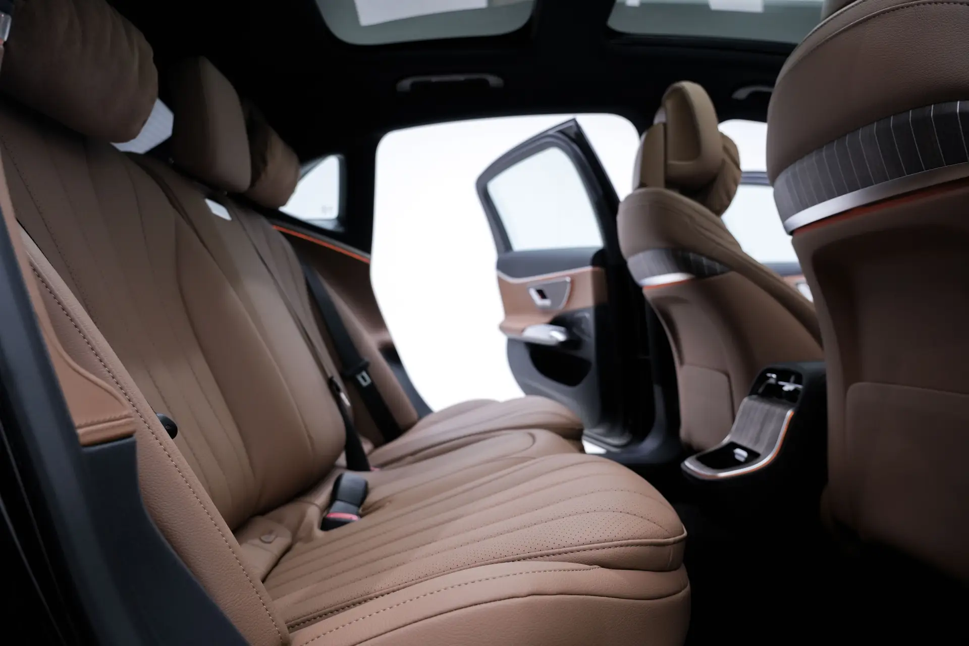 Mercedes-Benz E 300 L, 2025 26