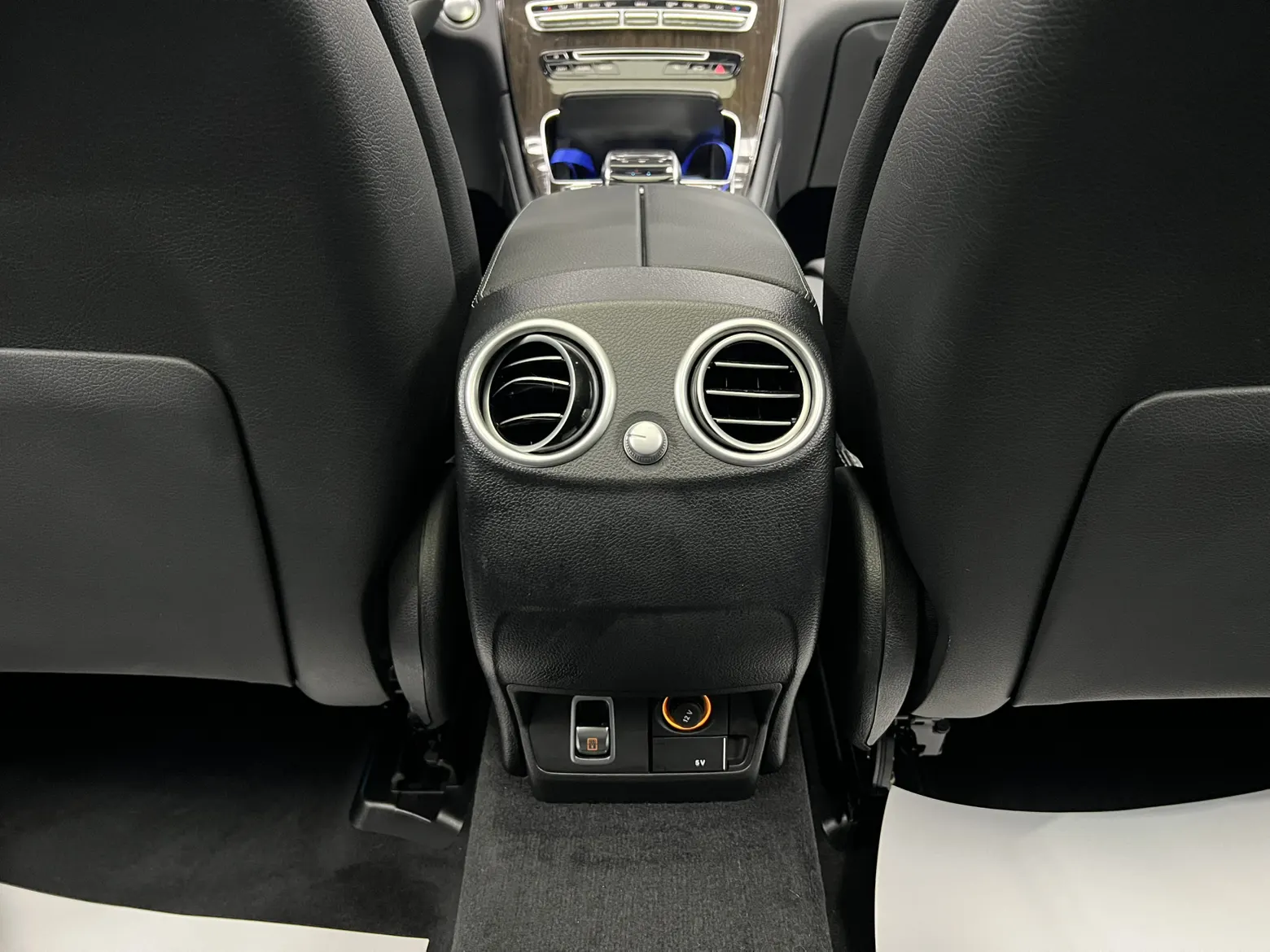 Mercedes-Benz GLC 260 L, 2019 19