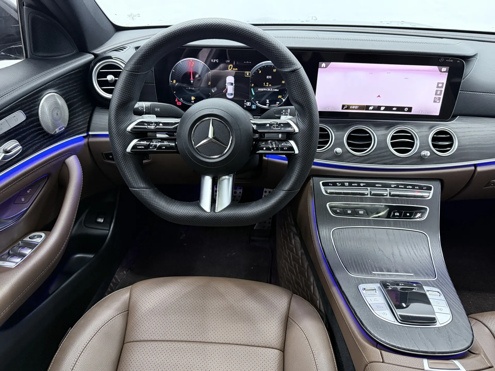 Mercedes-Benz E 300 L, 2022 14
