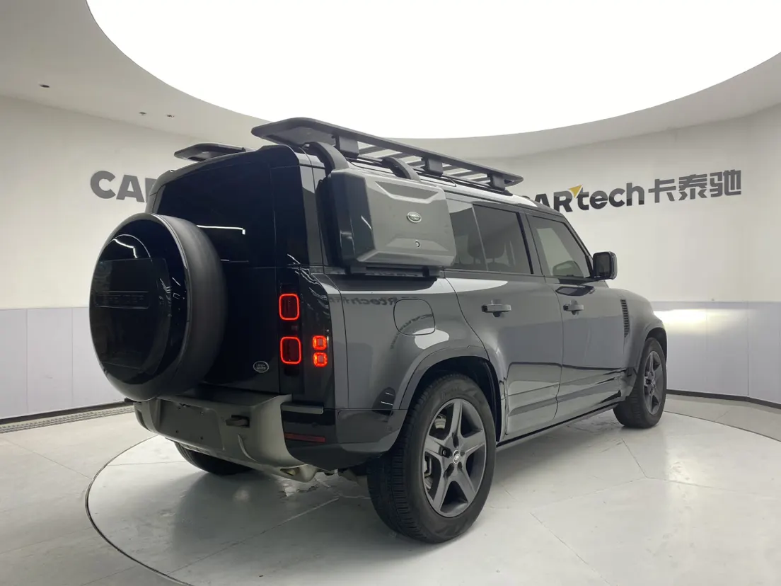 Land Rover Defender, 2023 все фото