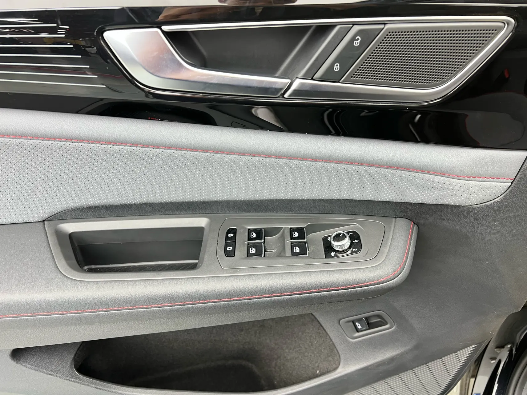 Volkswagen Teramont X, 2024 16