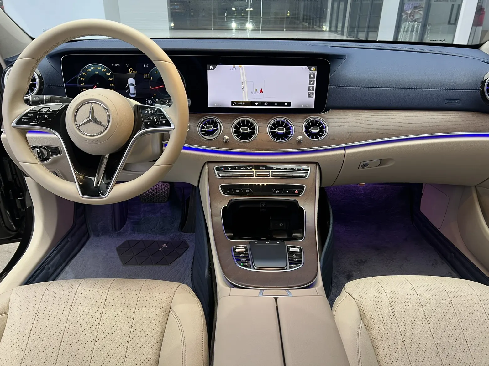 Mercedes-Benz E 300 L, 2022 10