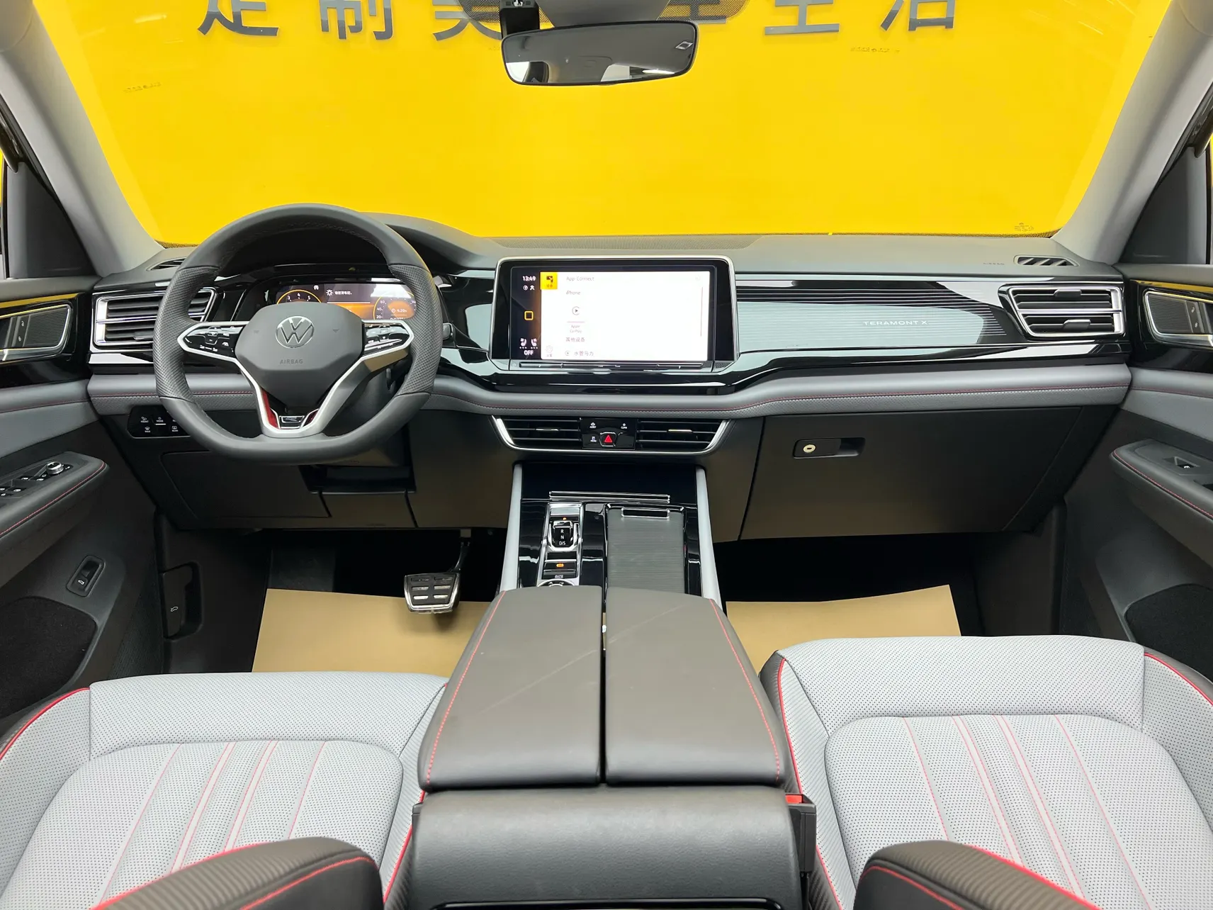 Volkswagen Teramont X, 2024 35