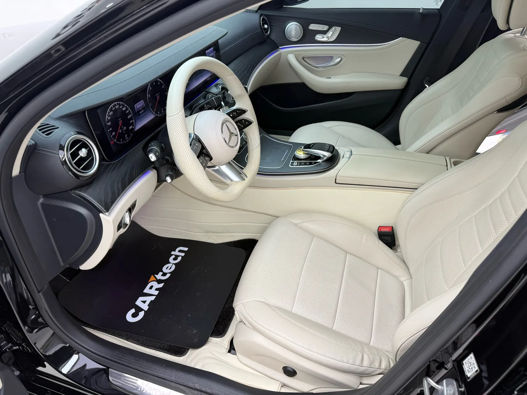 Mercedes-Benz E 300 L, 2017 16