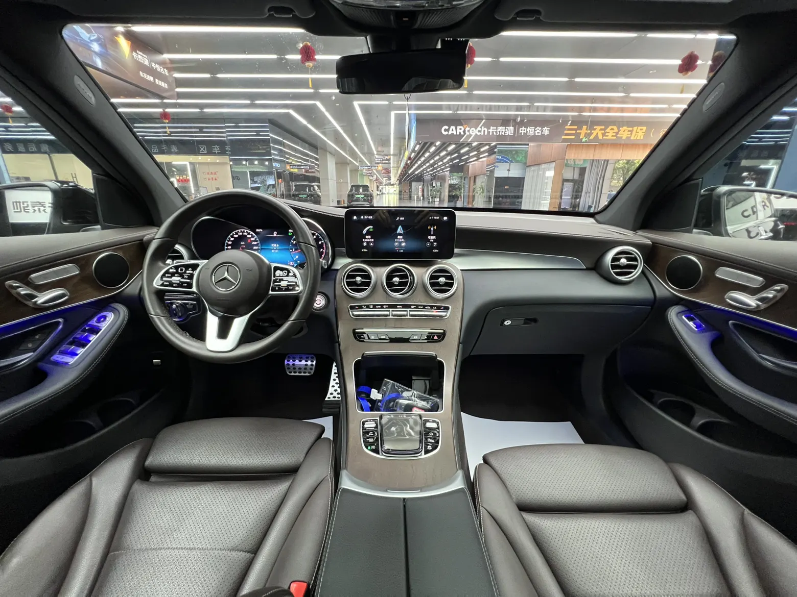 Mercedes-Benz GLC 260 L, 2020 13