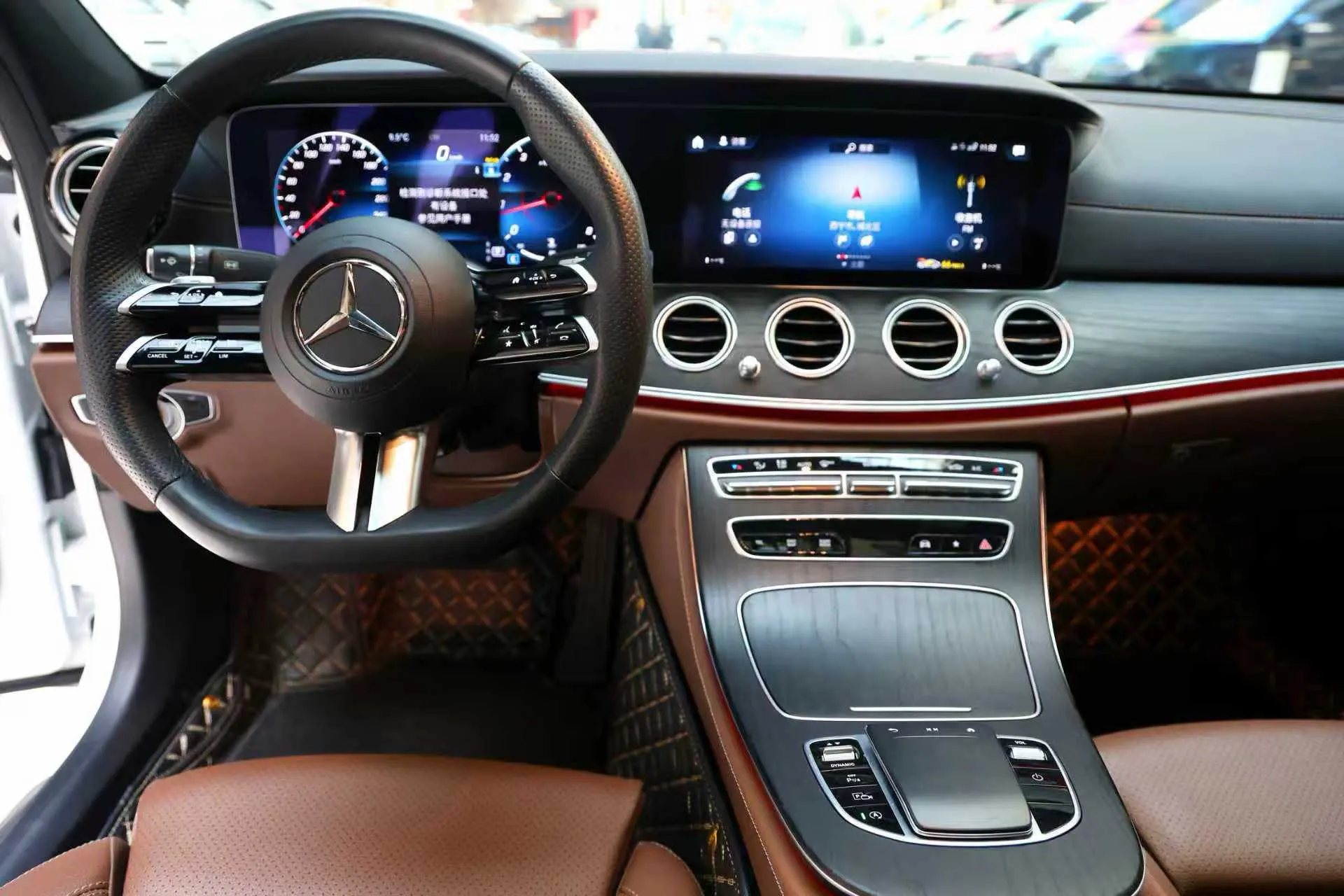 Mercedes-Benz E 260 L, 2023 9