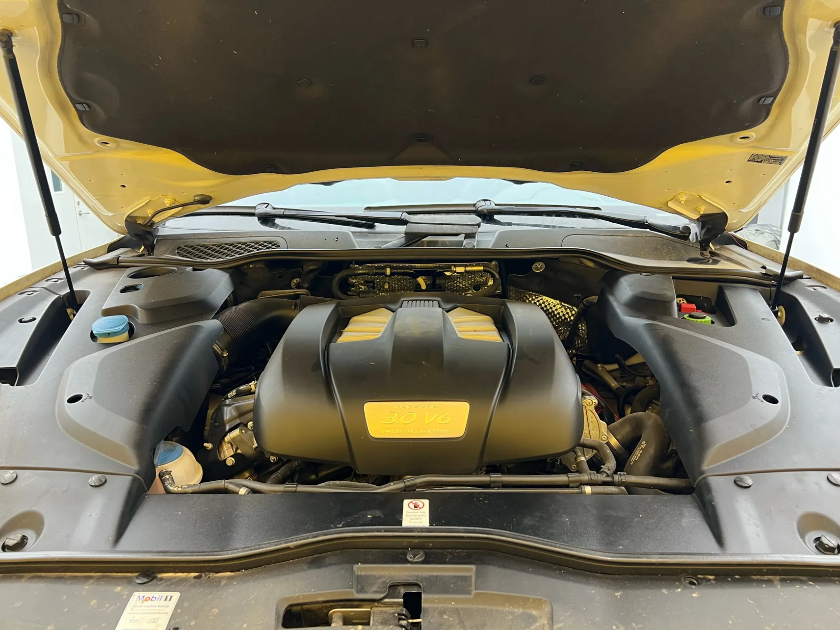 Porsche Cayenne, 2017 11