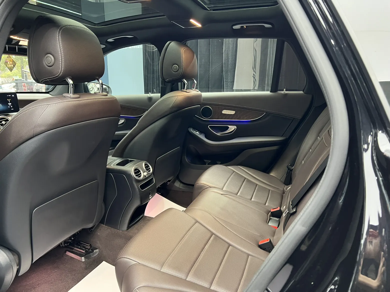 Mercedes-Benz GLC 260 L, 2020 18