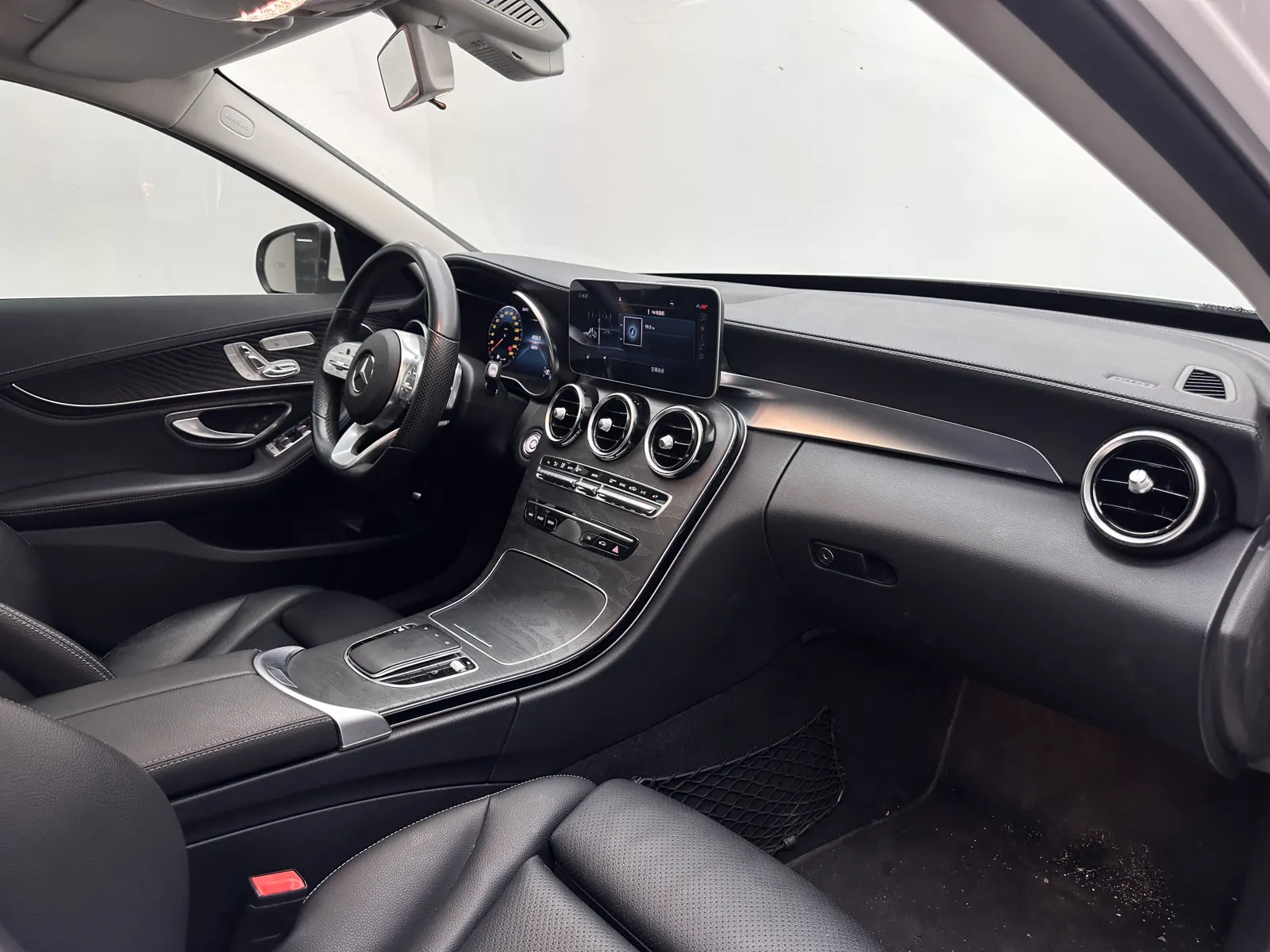 Mercedes-Benz C 260 L, 2019 11