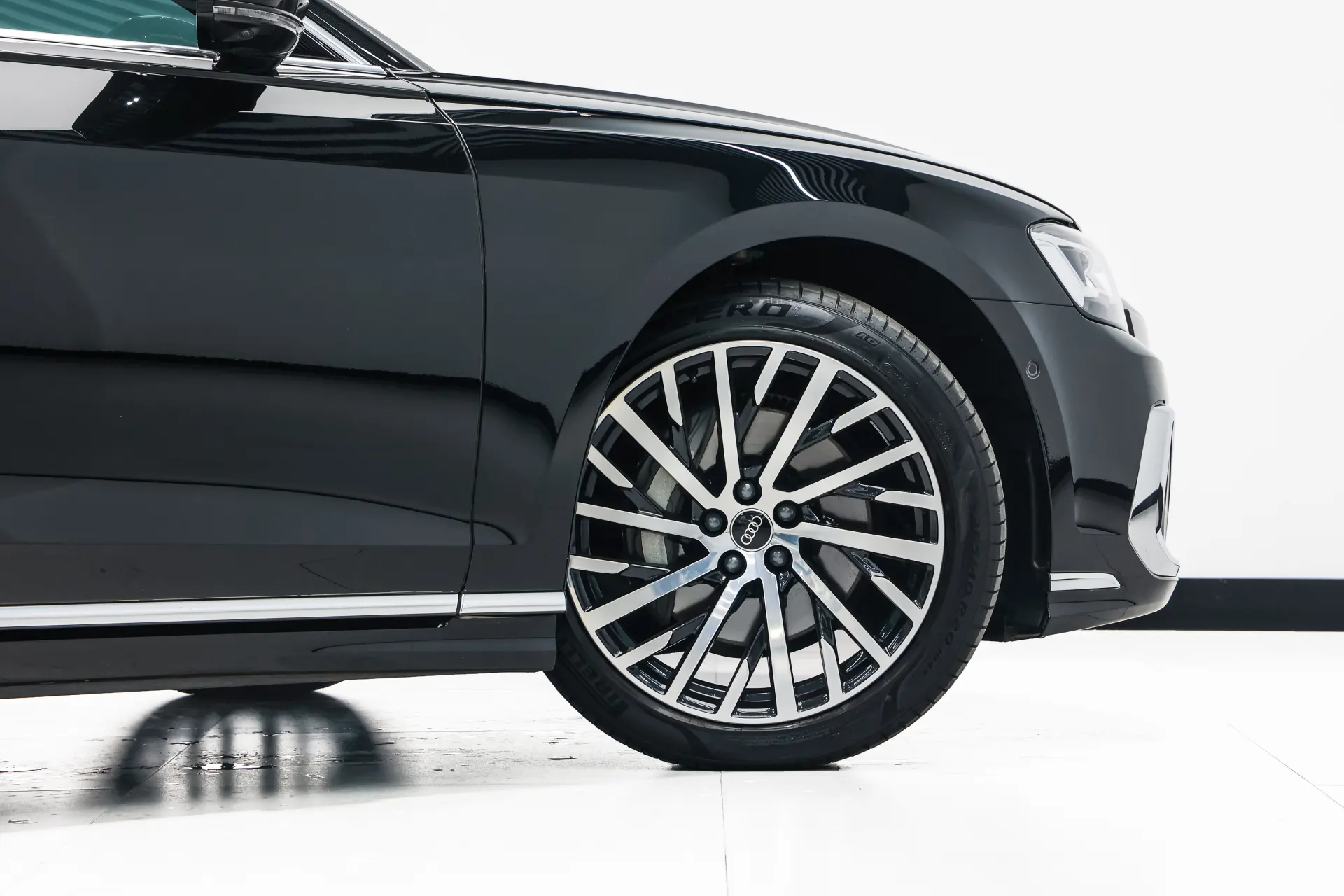 Audi A8L 50 TFSI, 2024 10
