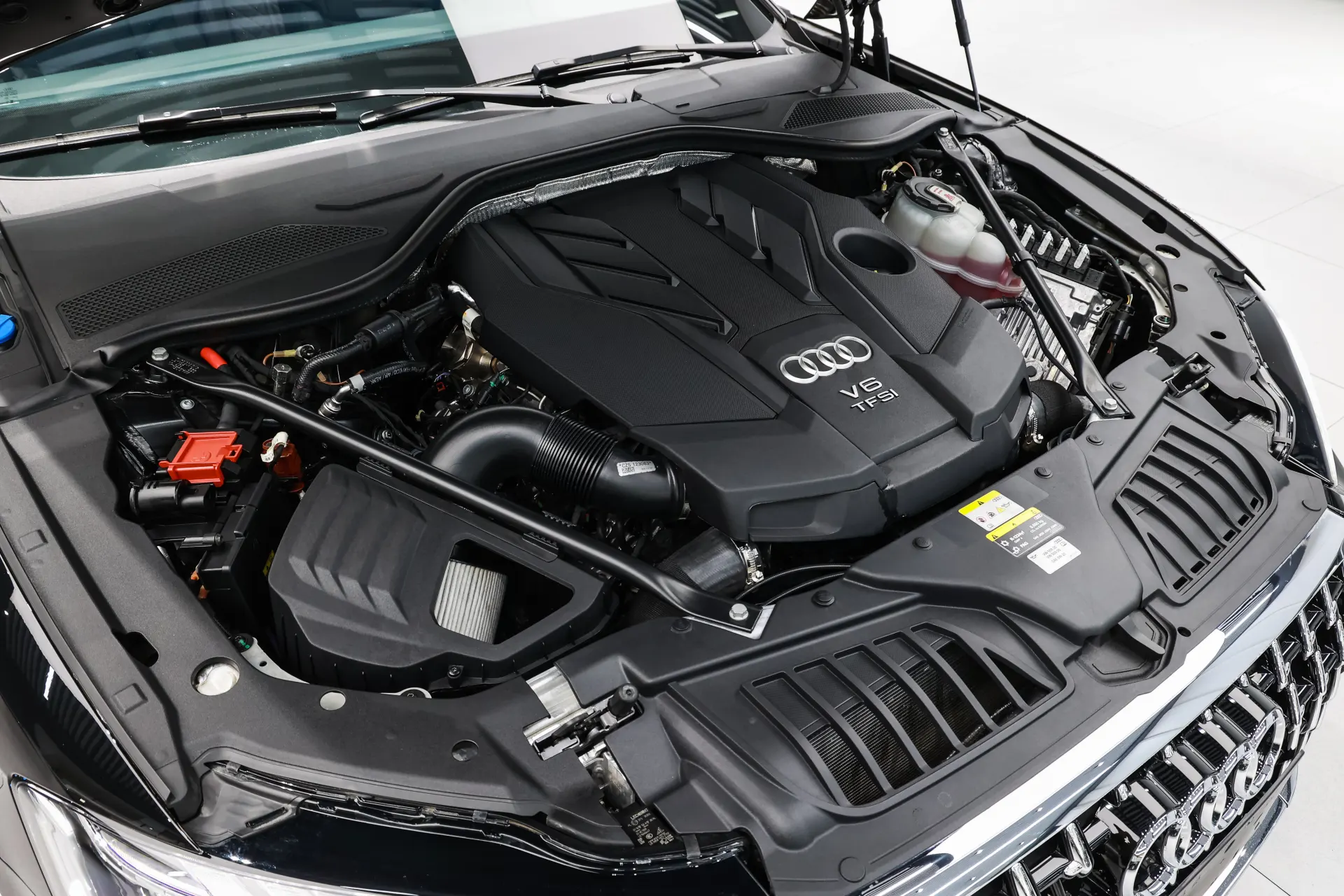 Audi A8L 50 TFSI, 2024 11