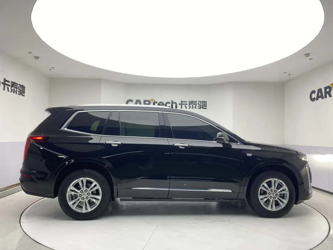 Cadillac XT6, 2021 4