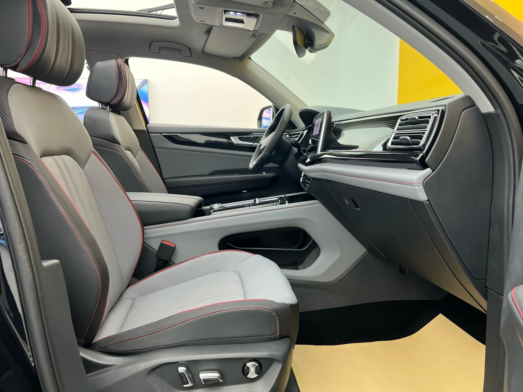 Volkswagen Teramont X, 2024 18