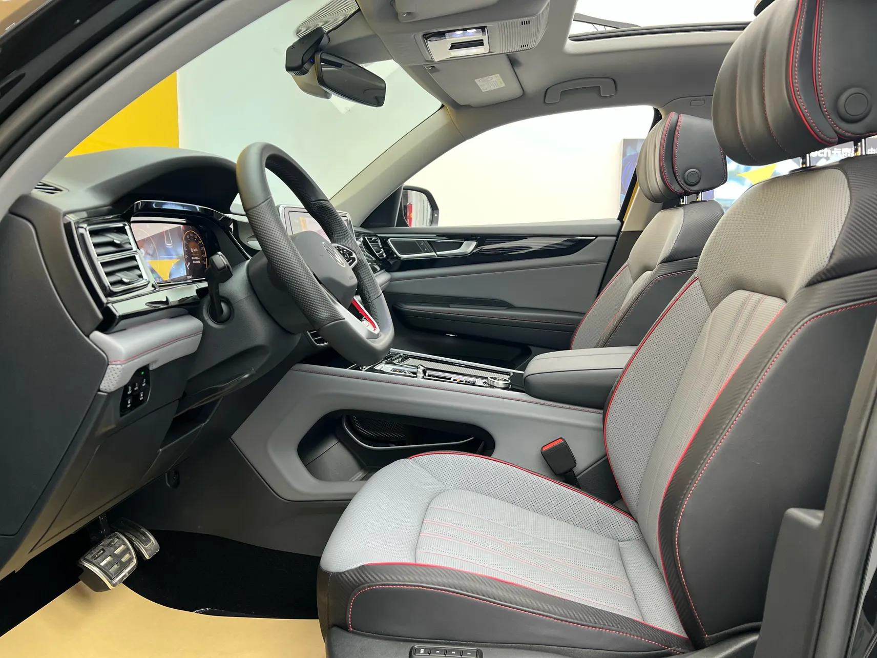 Volkswagen Teramont X, 2024 17
