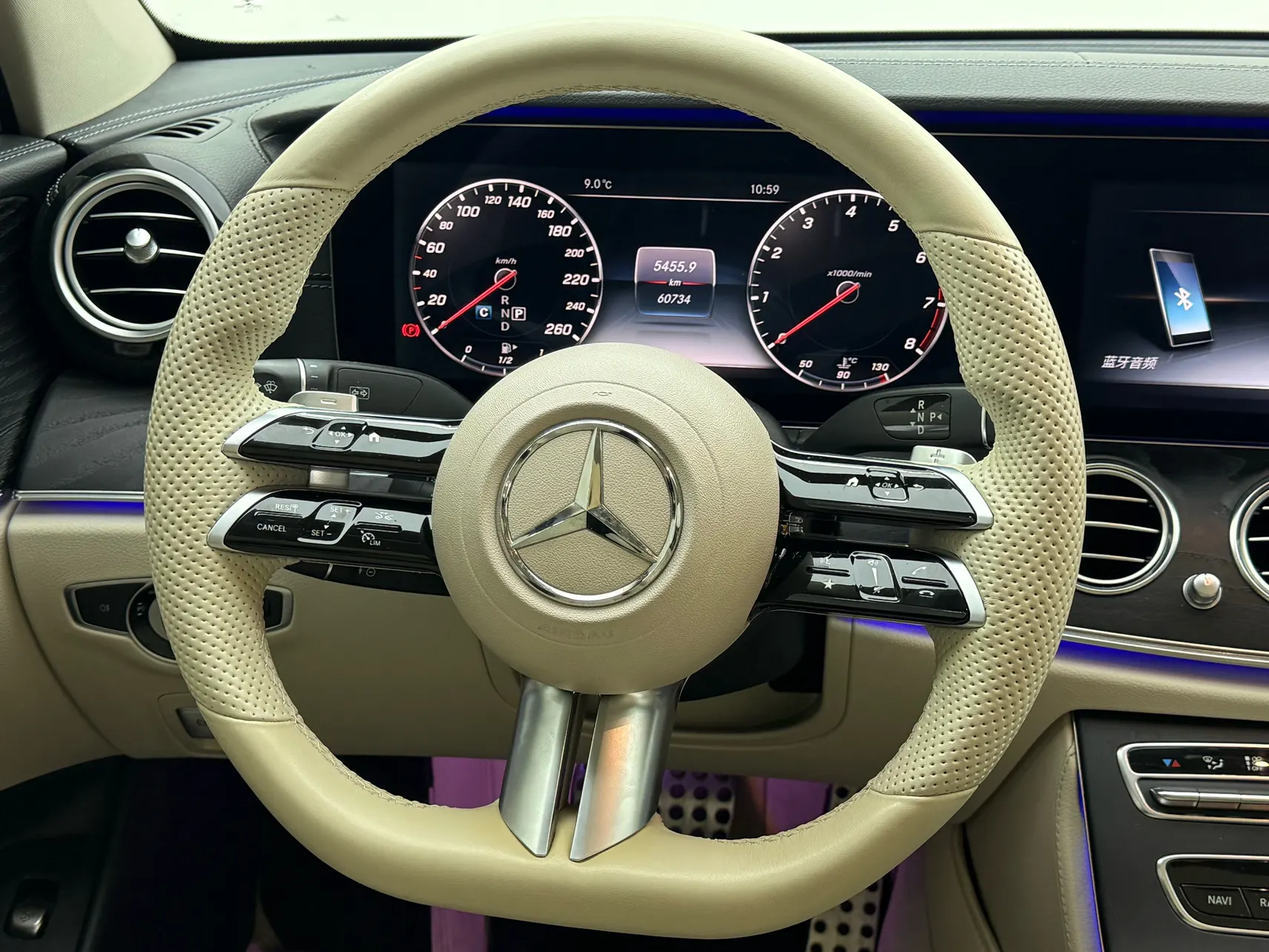 Mercedes-Benz E 300 L, 2017 13
