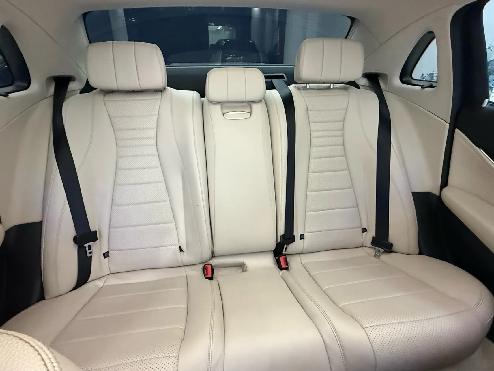 Mercedes-Benz E 300 L, 2017 25