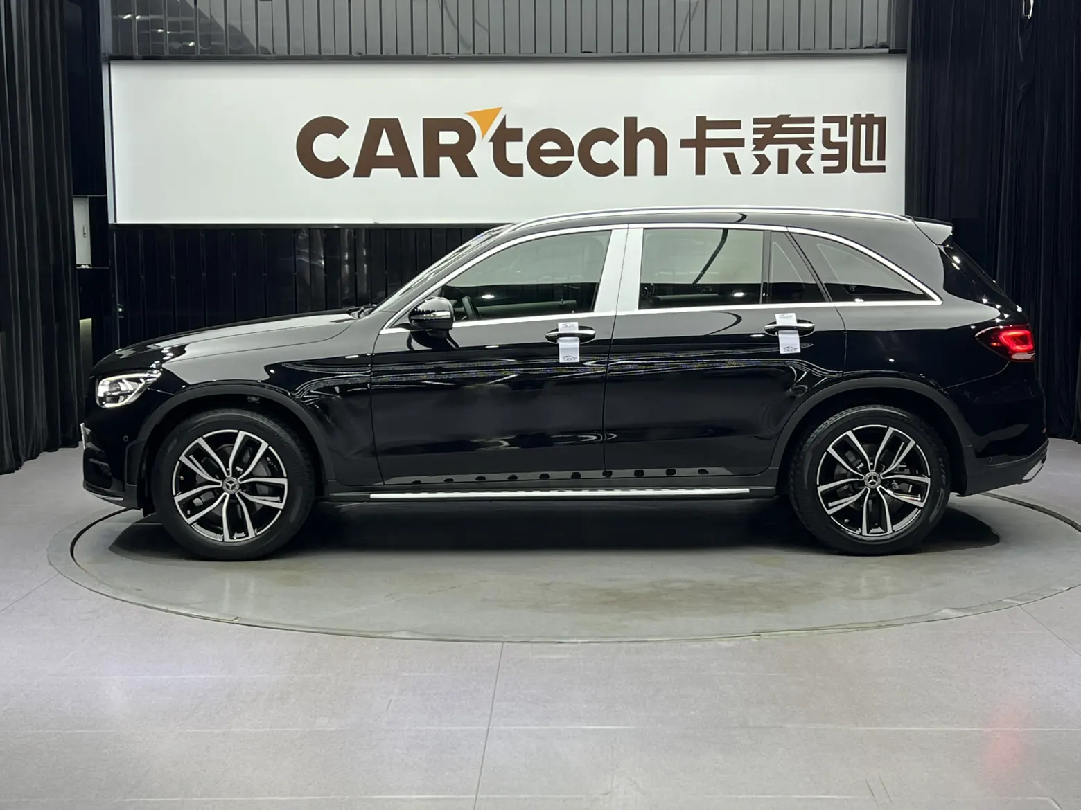 Mercedes-Benz GLC 260 L, 2020 8