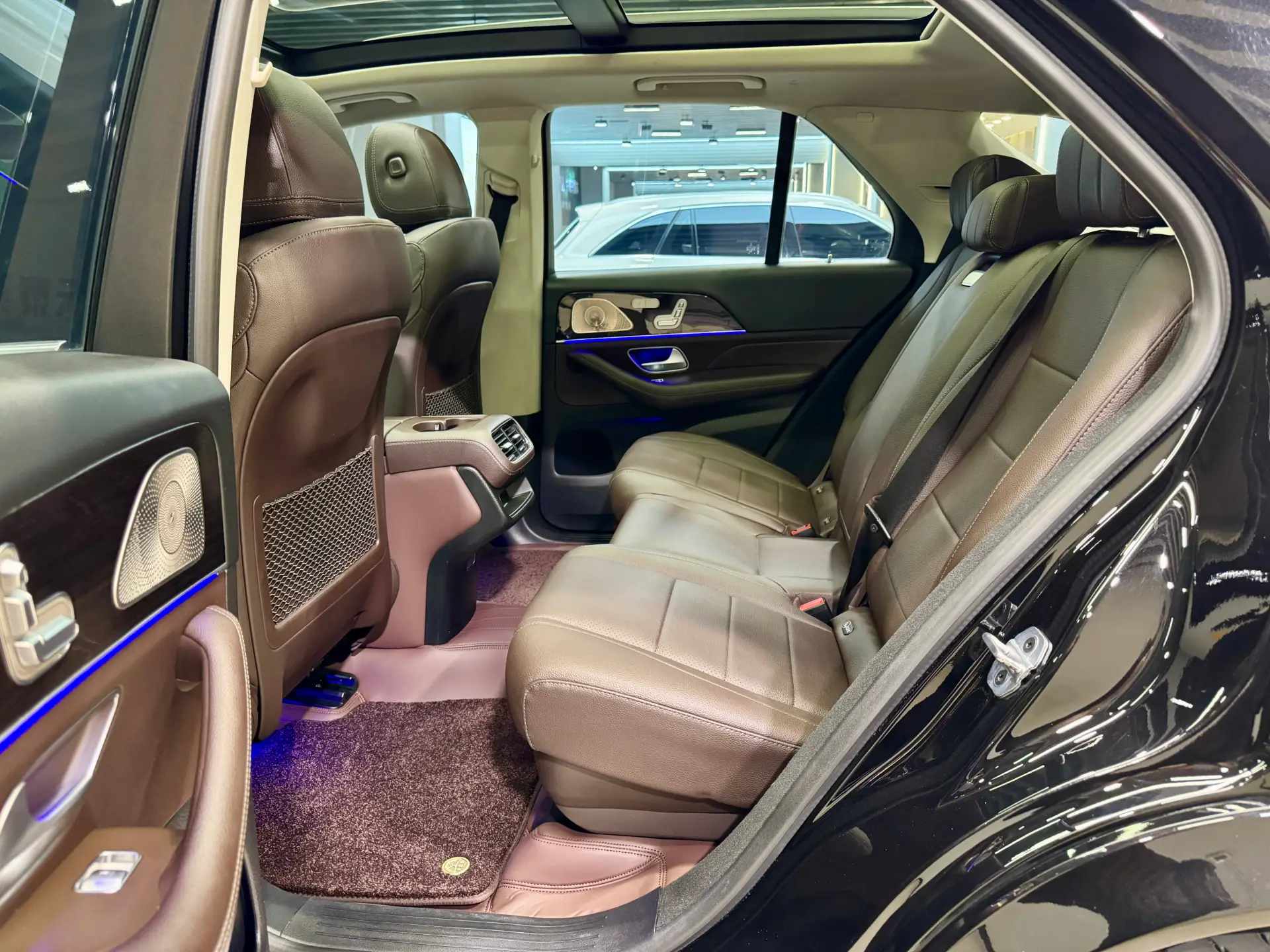 Mercedes-Benz GLE 350 4MATIC, 2022 24