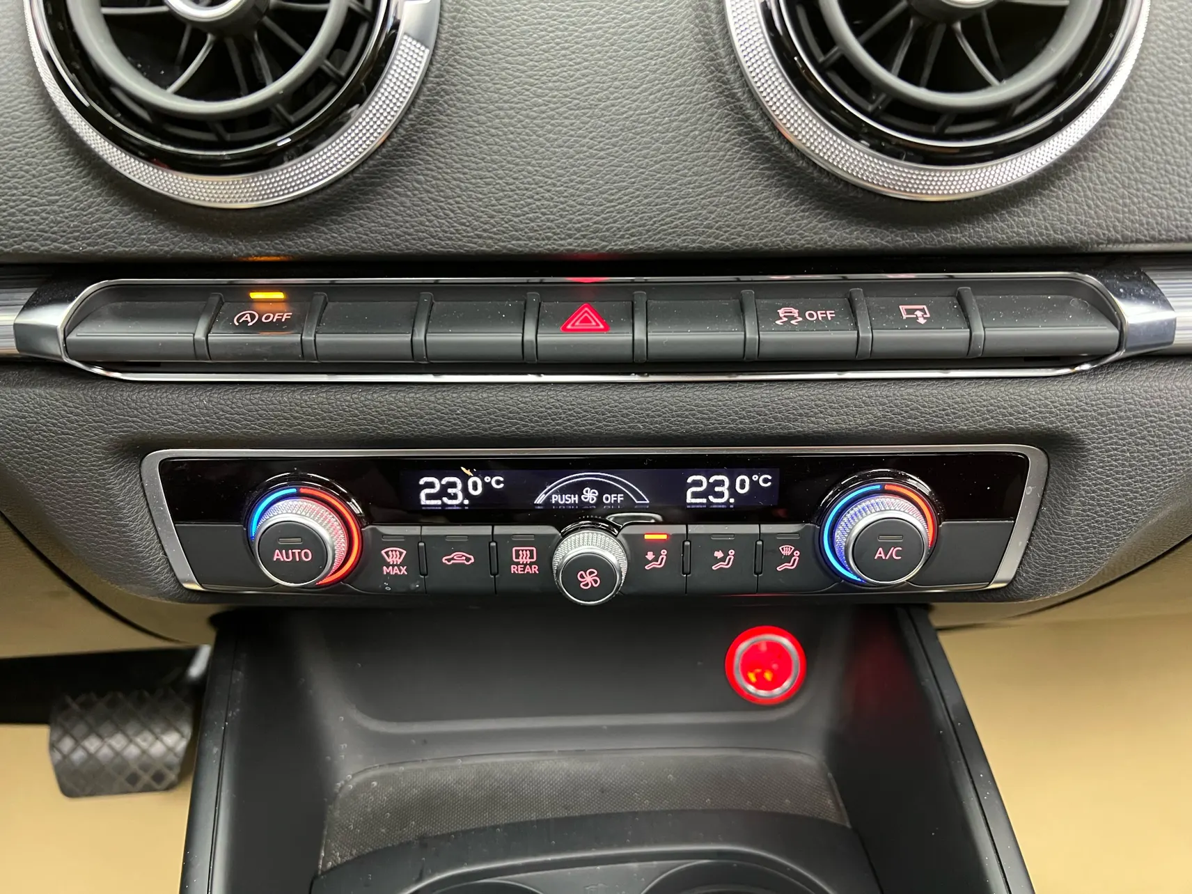 Audi A3, 2014 24